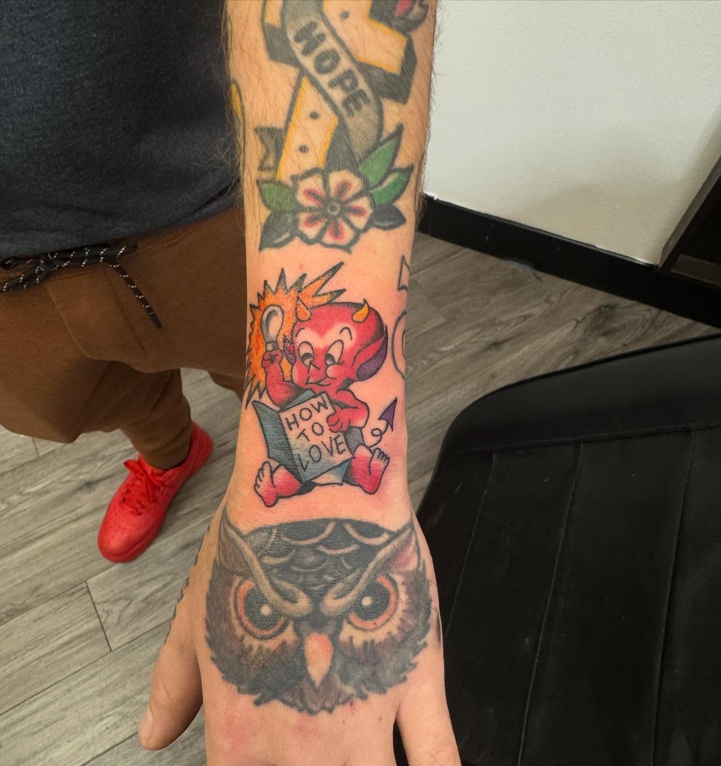Tattoo by @gluhd_ink — american_traditional