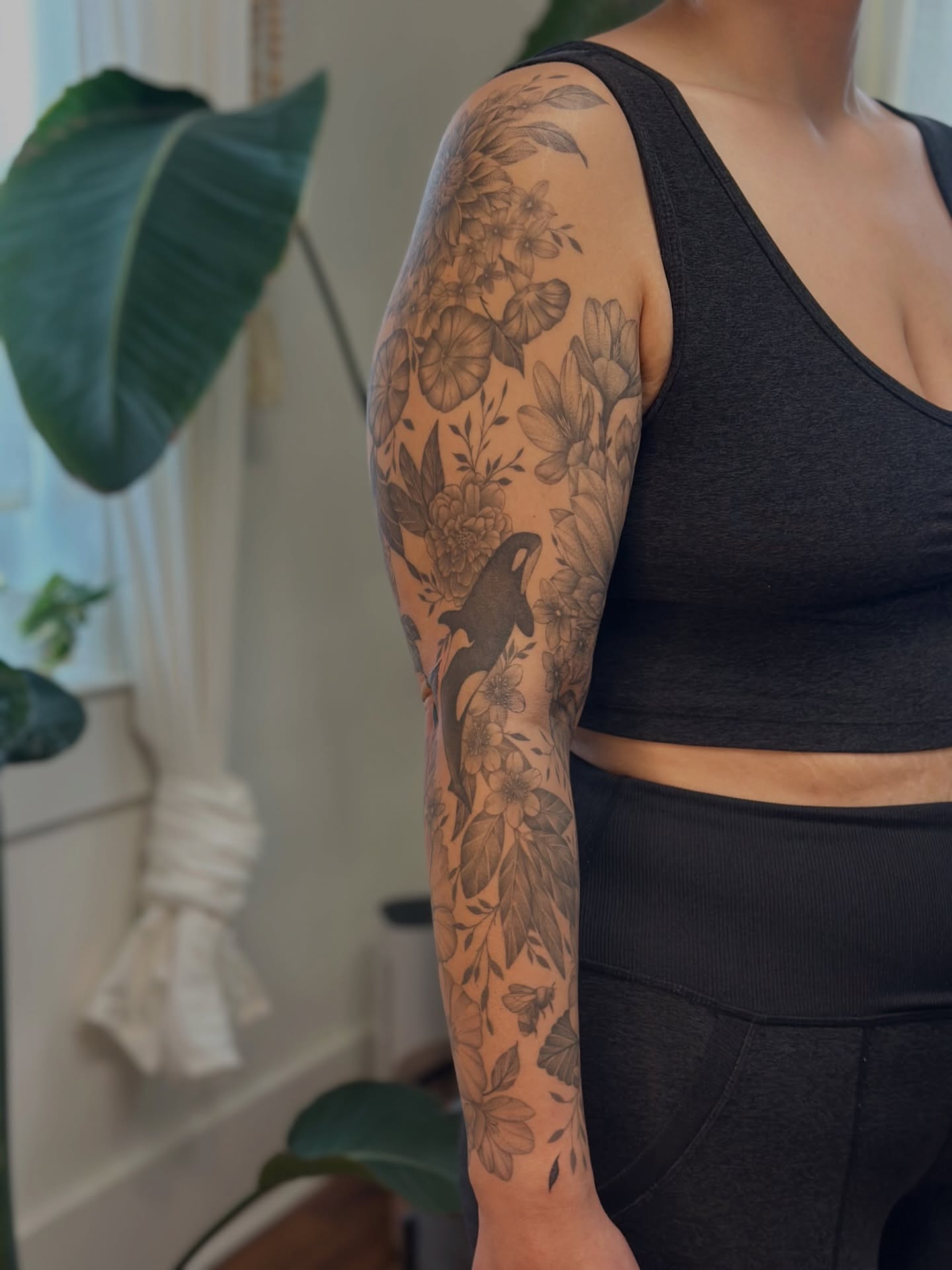 Tattoo by @vreevestattoo โ black_and_grey