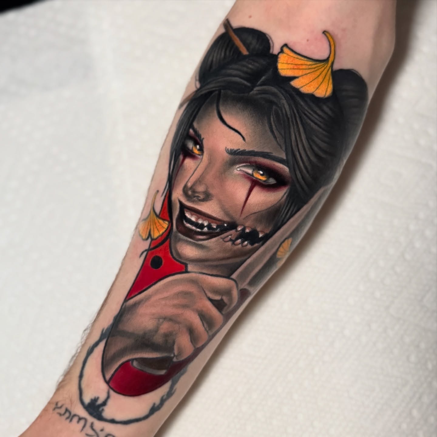 Geisha American traditional tattoo on the forearm by ๐ ๐ต๐๐๐๐๐ ๐ฎ๐๐๐๐๐๐๐๐๐