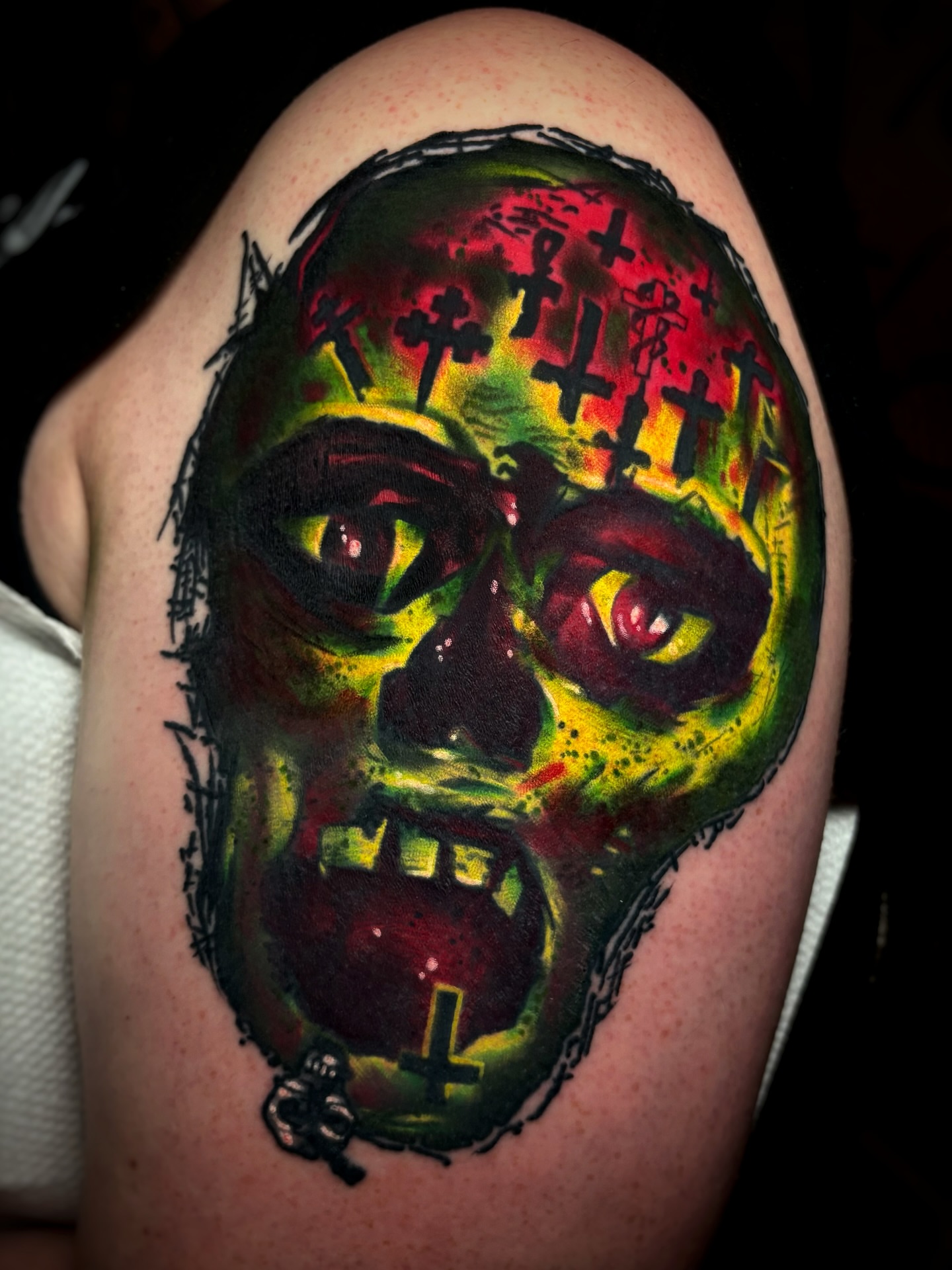 Tattoo by @jeffsaunderstattoo β dark_realism