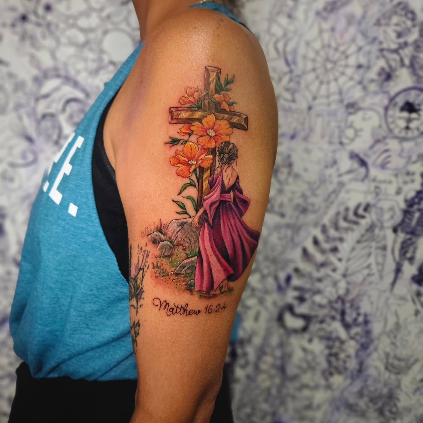 Tattoo by @kassyfiori — realism, dotwork