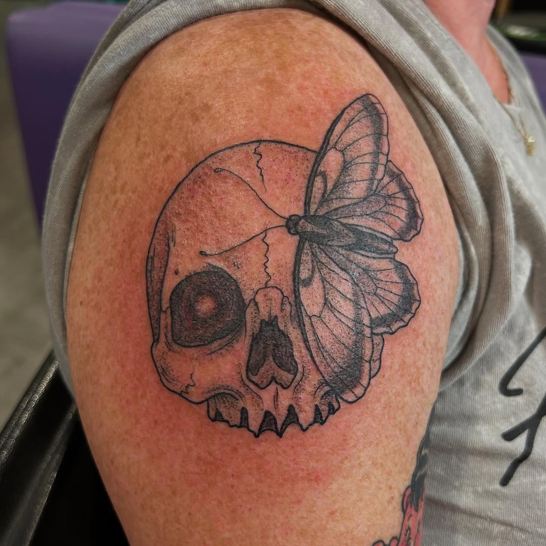 Tattoo by @inkslingingtattoo โ black_and_grey, realism