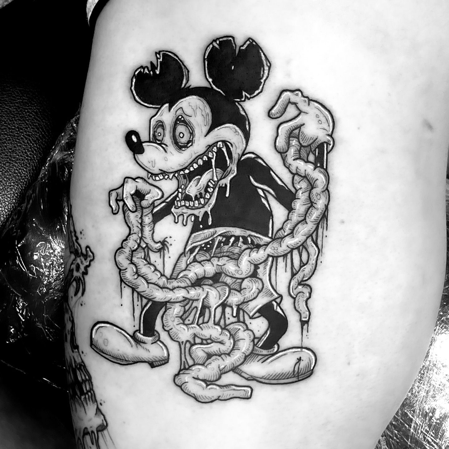 Tattoo by @jonvonschlong — black_and_grey, dark_realism