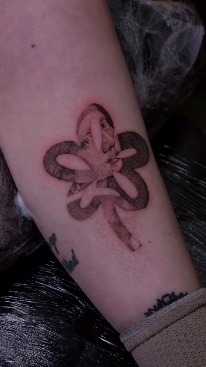 Tattoo by @aliceholdcrofttattoo — black_and_grey, realism