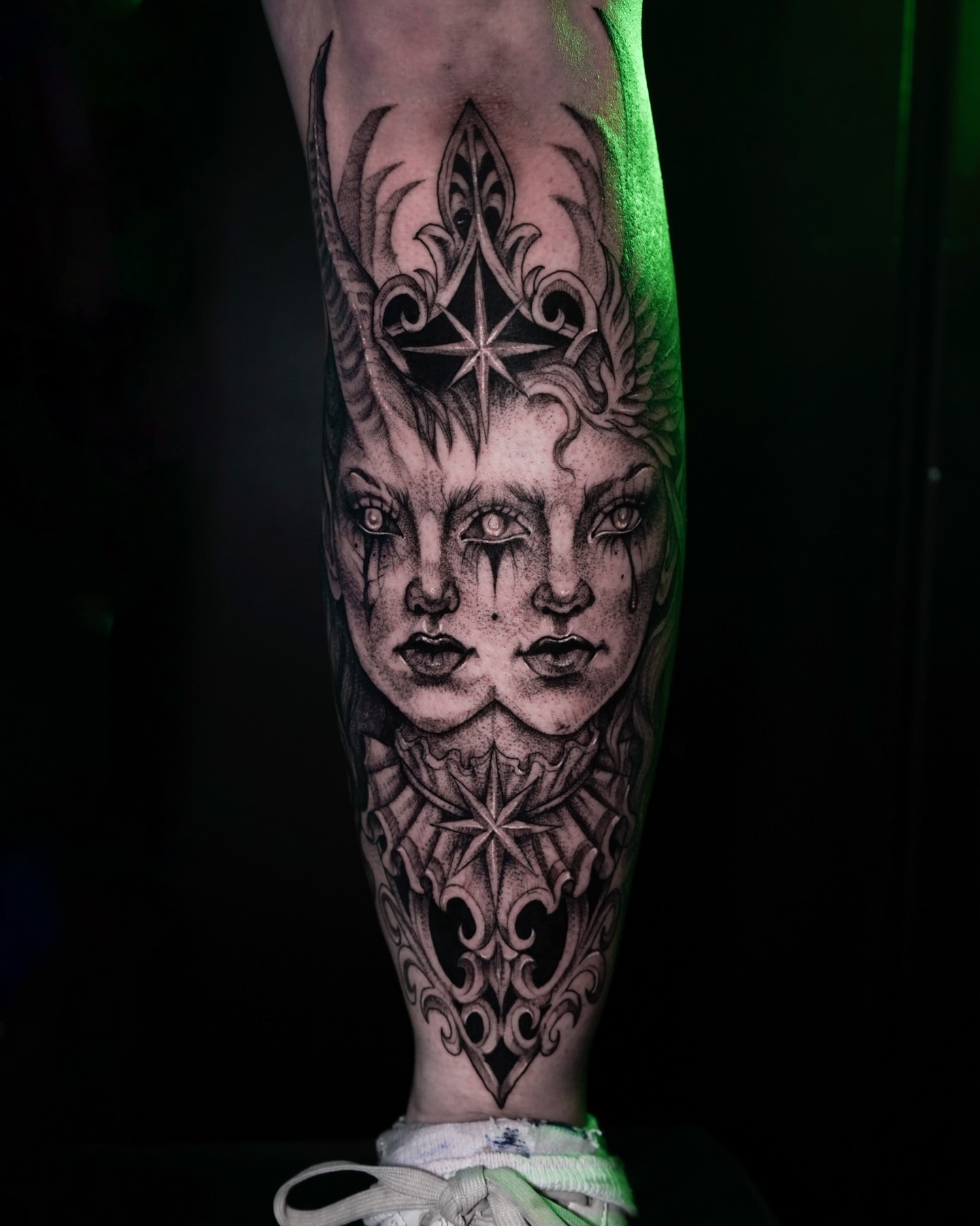 Tattoo by @evi_berry_falcon โ dotwork, realism