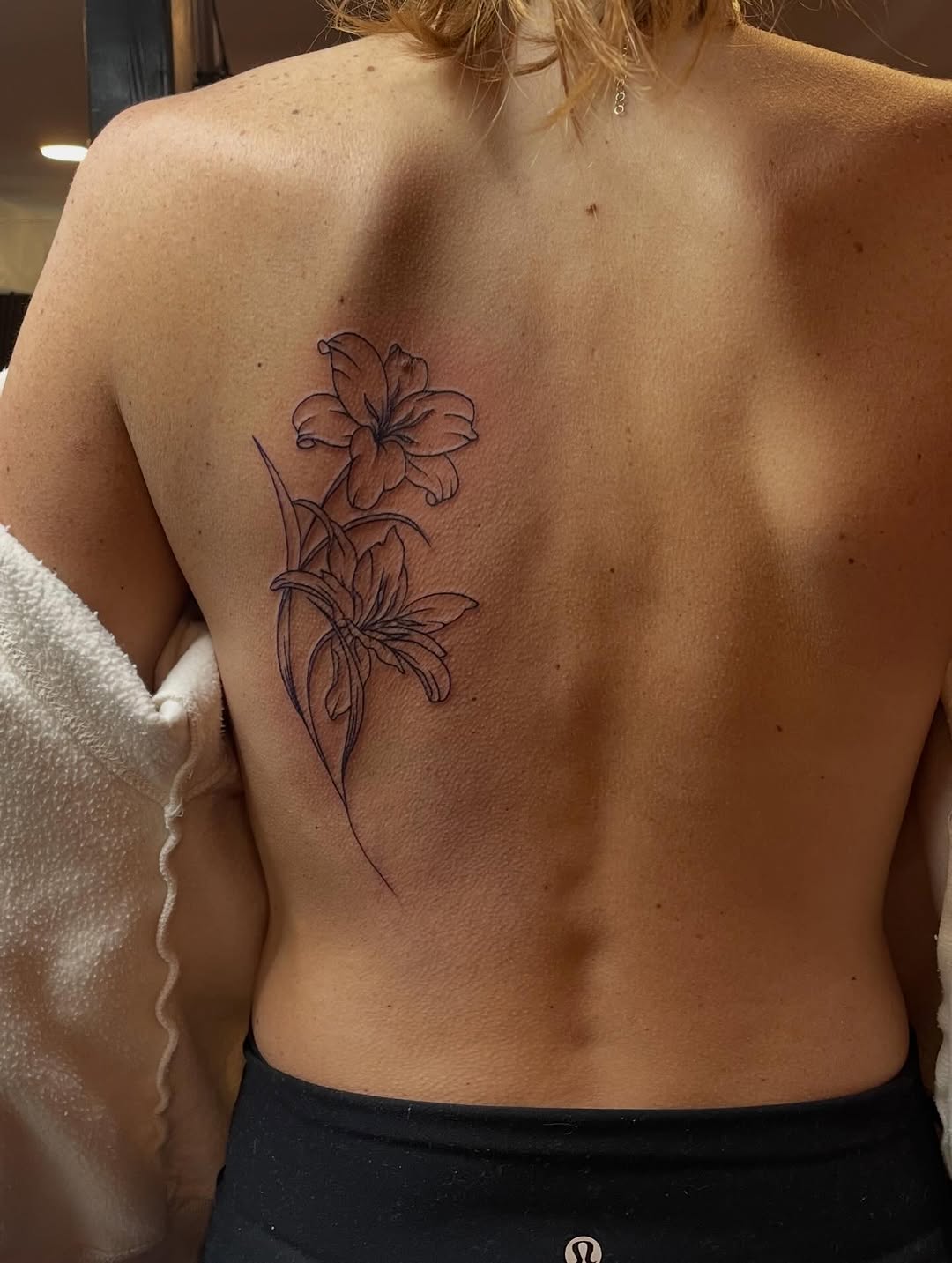 Tattoo by @annasabrowskytattoo — fine_line