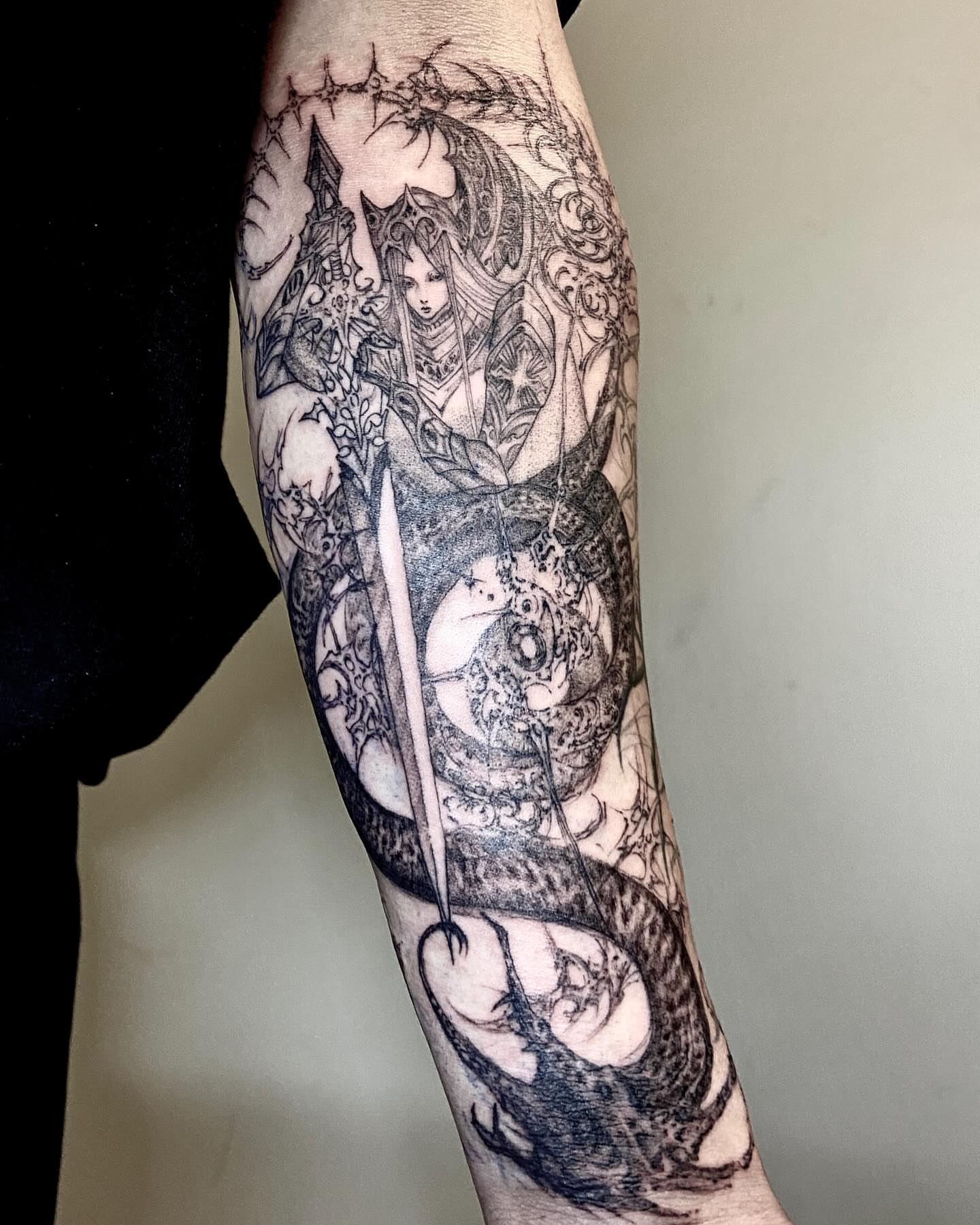 Tattoo by @friedraven_tattoo โ dotwork, black_and_grey