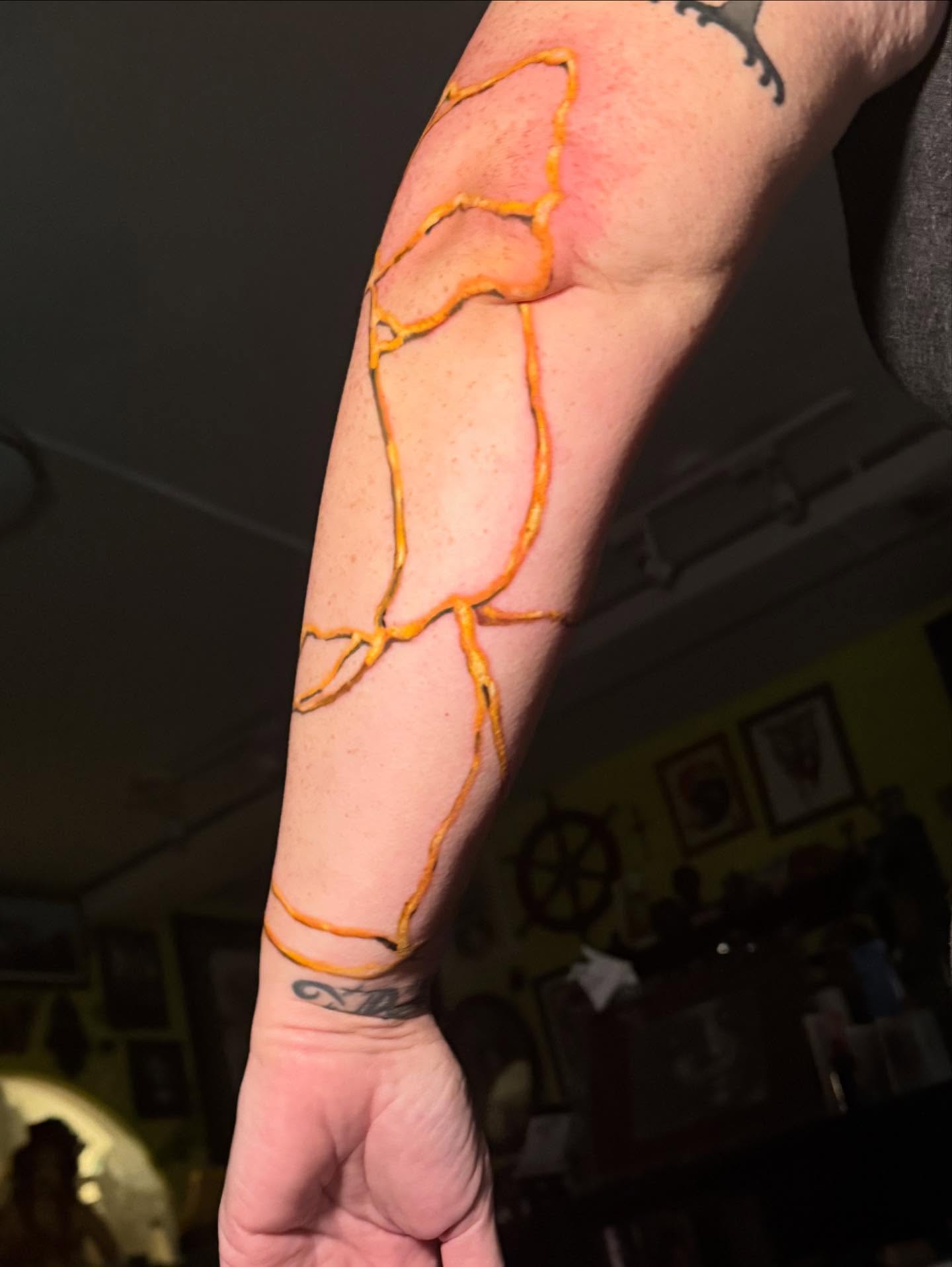 Tattoo by @stevielichous — dotwork