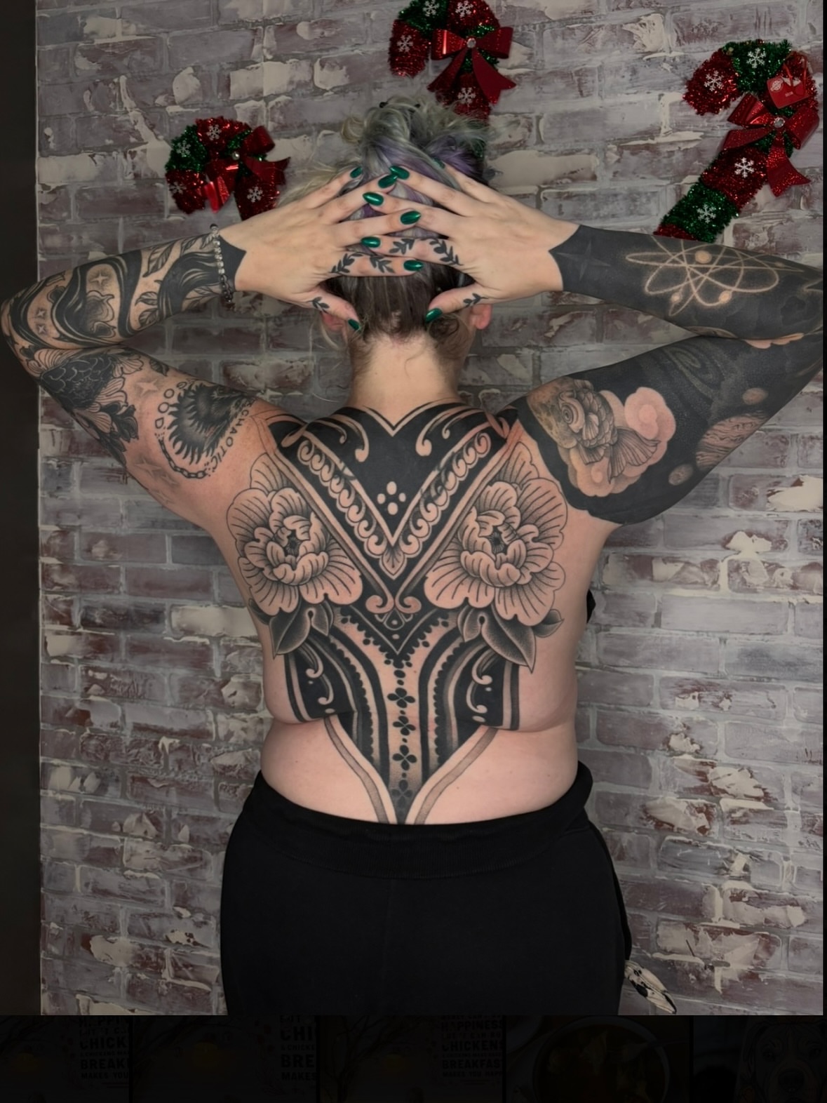 Floral pattern black and grey tattoo on the back by π―πππππ