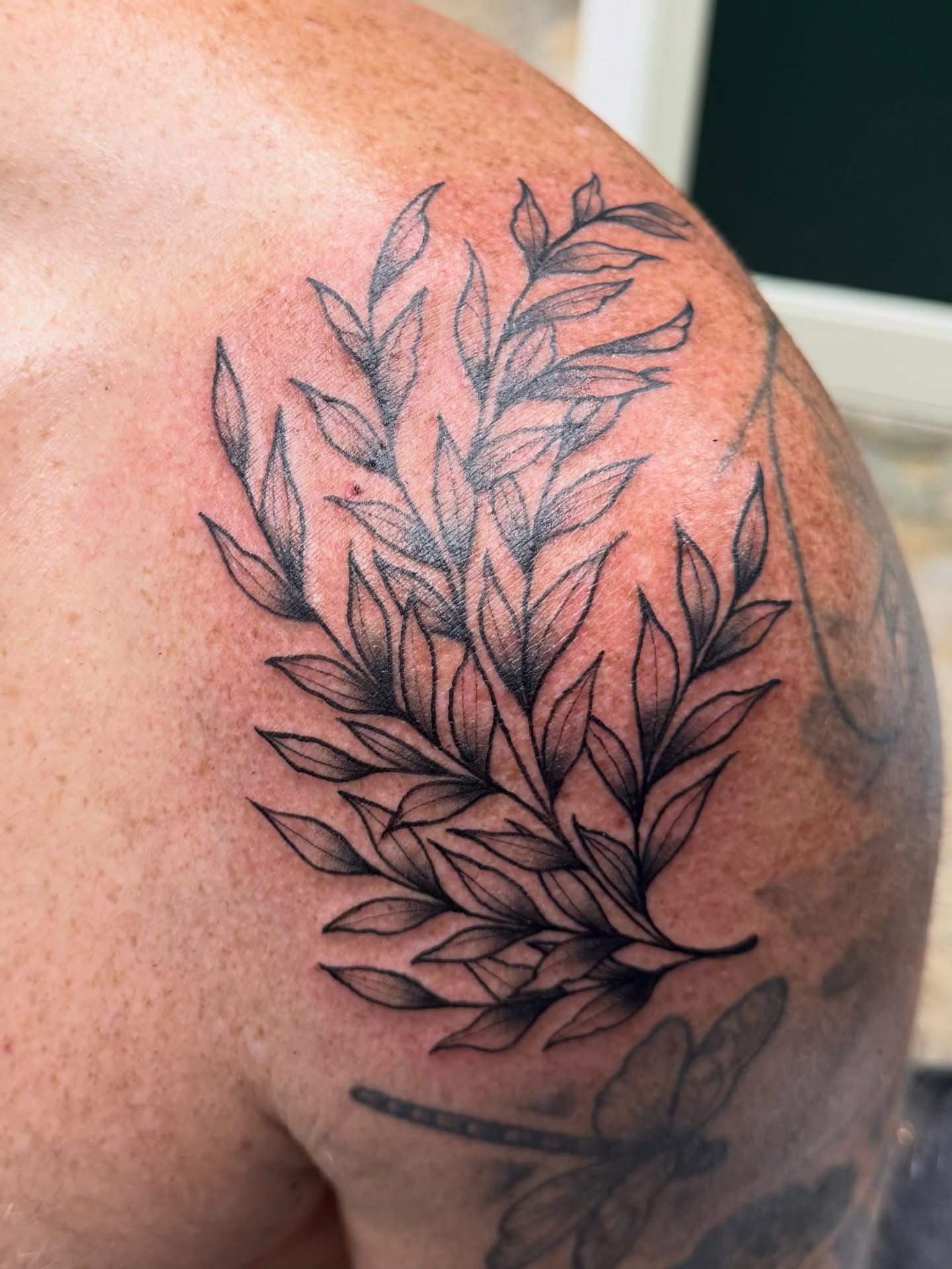 Tattoo by @tattoosbybella — black_and_grey