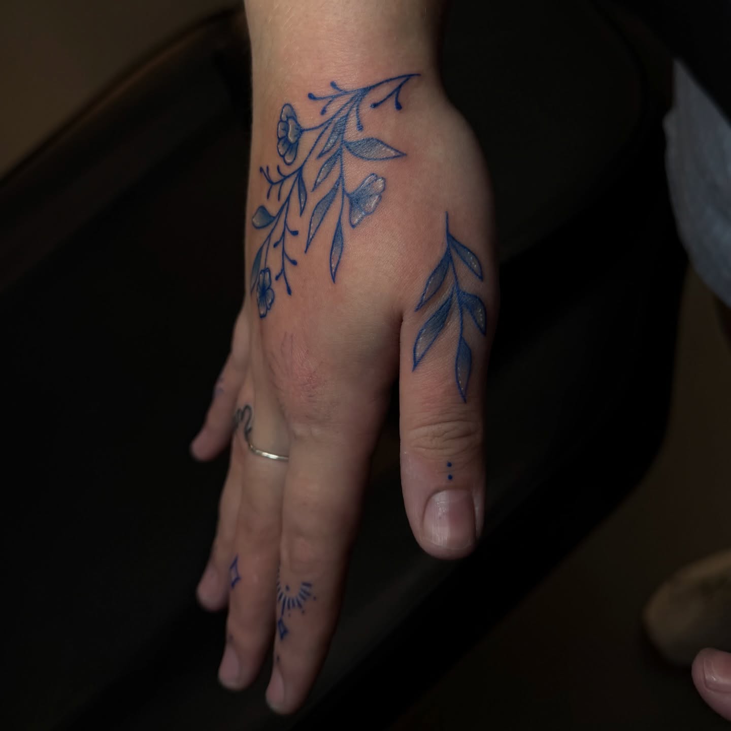 Tattoo by @unhurtt.tats — dotwork