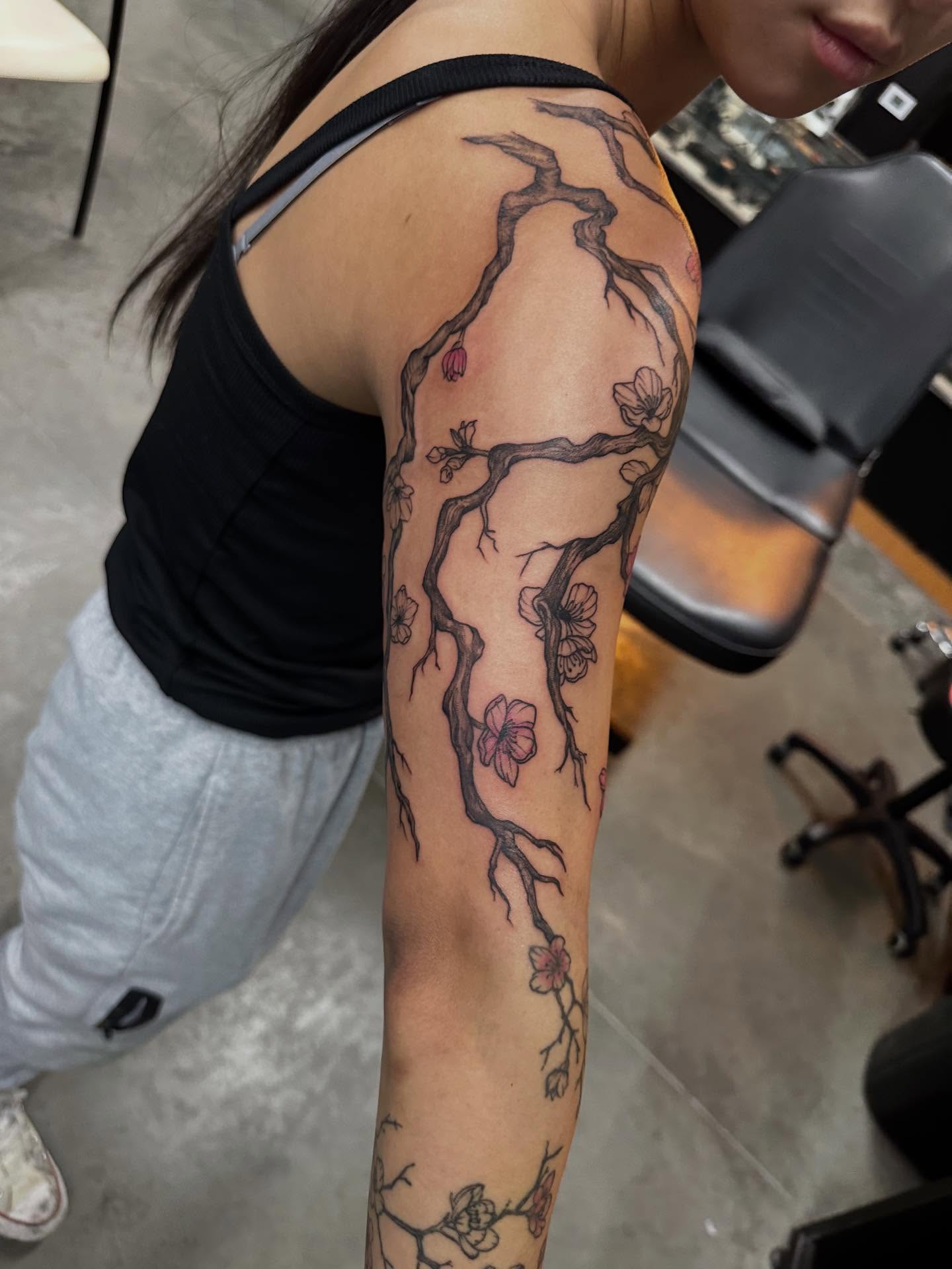 Tattoo by @gwt_artworks — black_and_grey