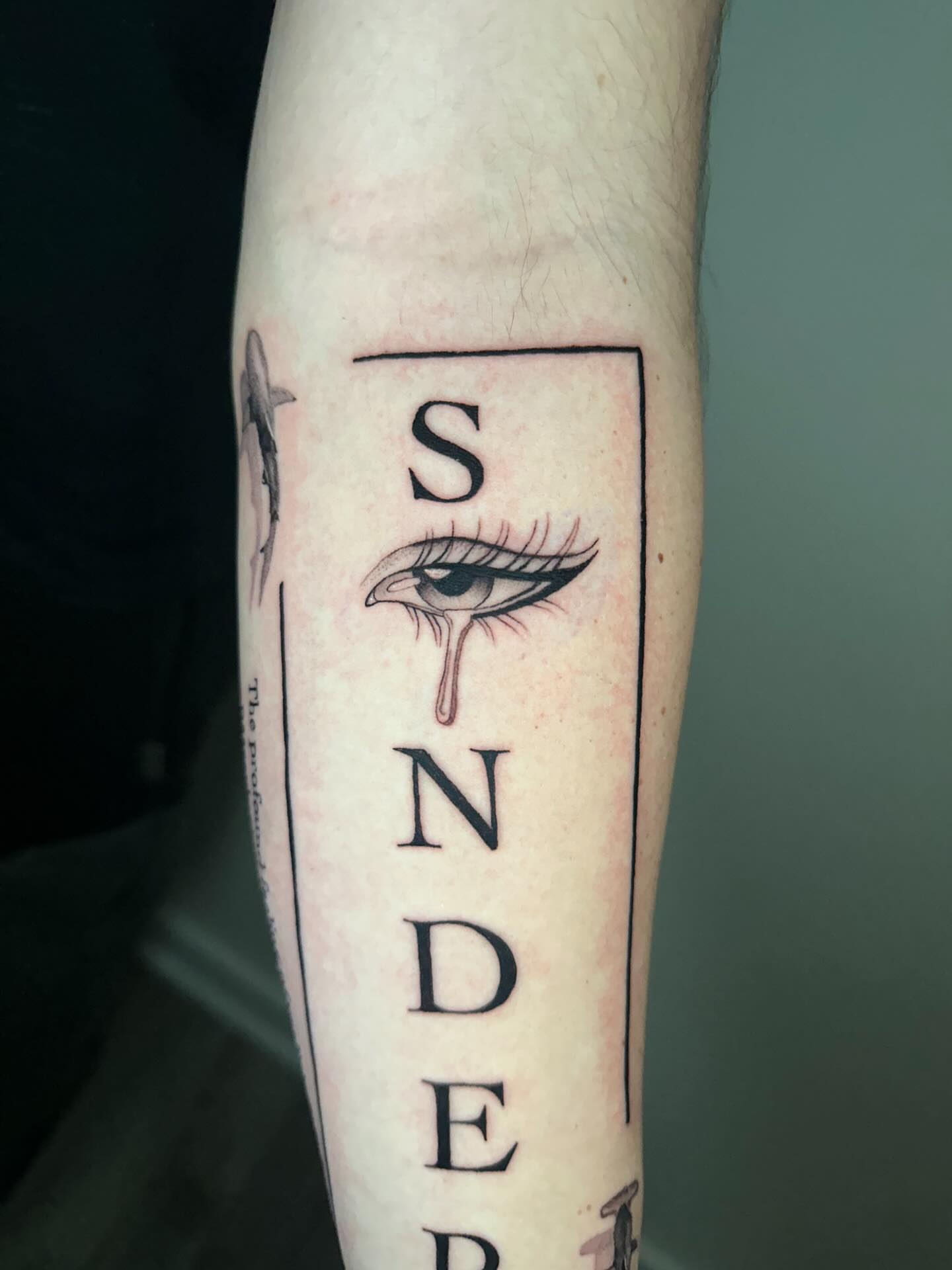 Tattoo by @nia.c__tattoo — black_and_grey