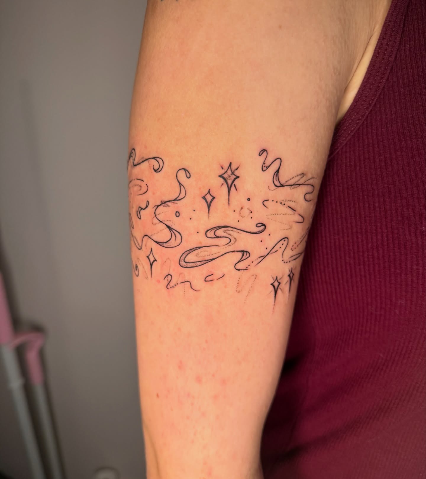 Tattoo by @chemilieon — dotwork, geometric