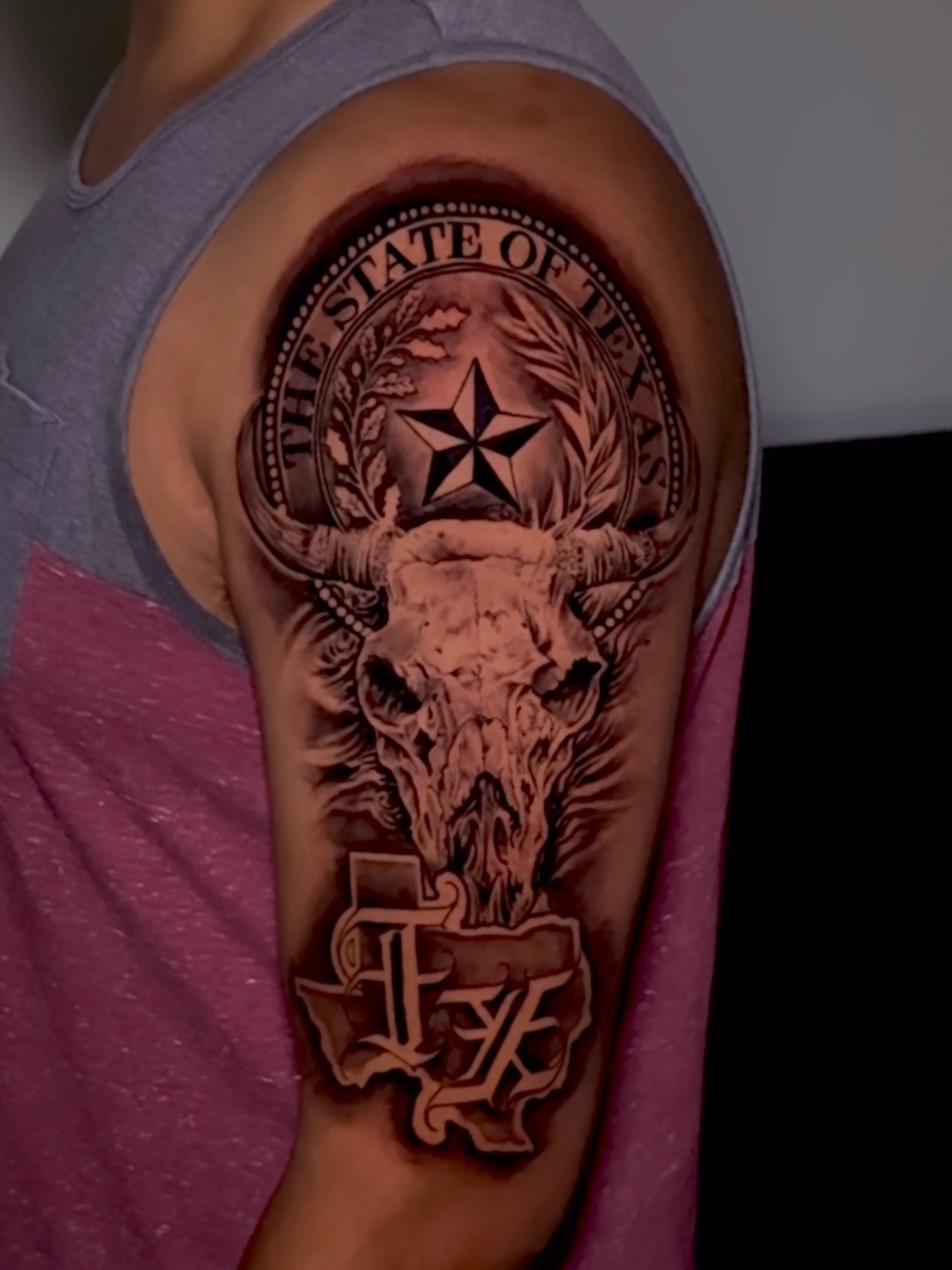 Bull skull with star realism tattoo on the shoulder by Erick @ AZTEC_TATT