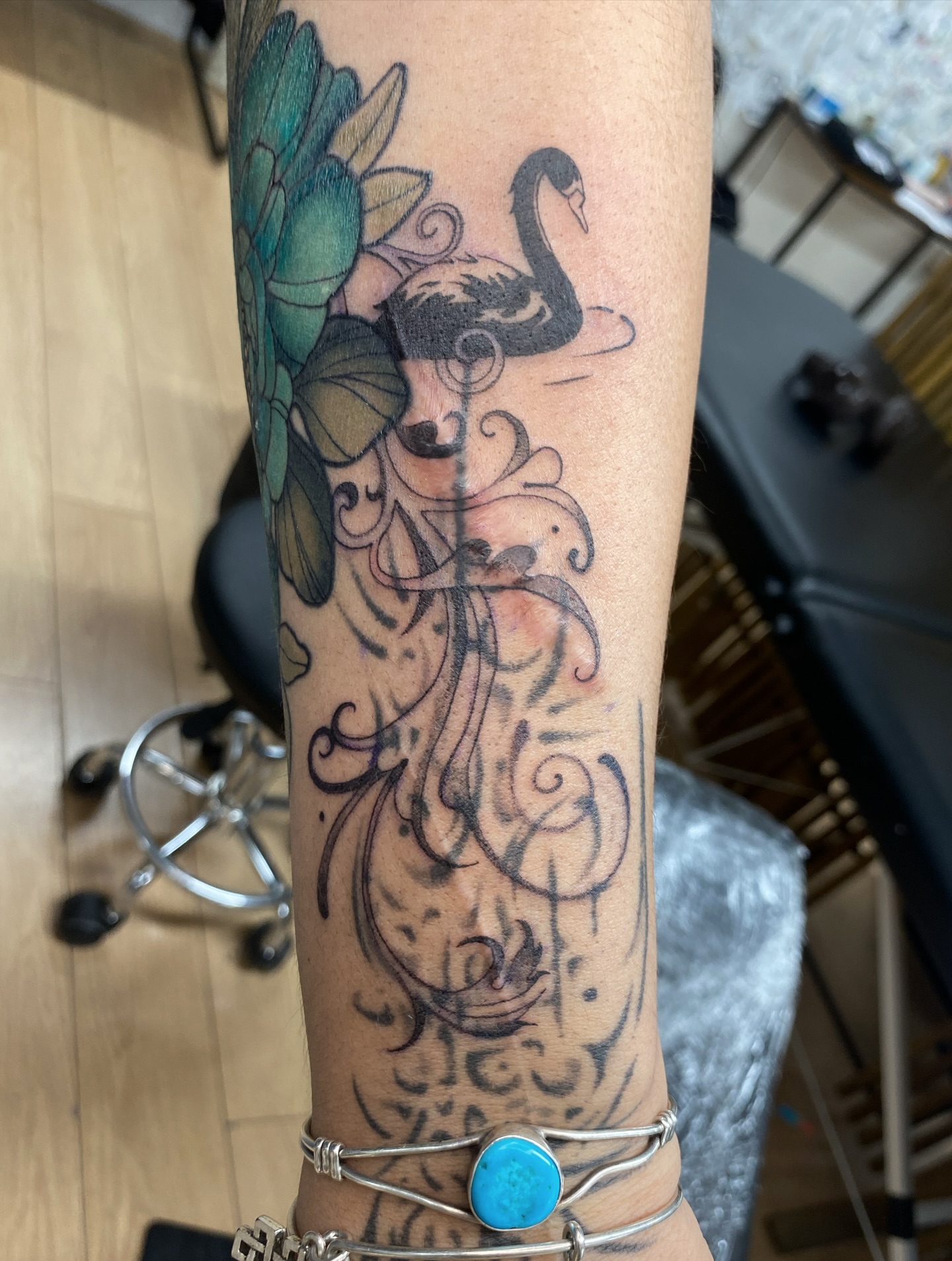 Tattoo by @pukeonmemilo — neo_traditional, ornamental