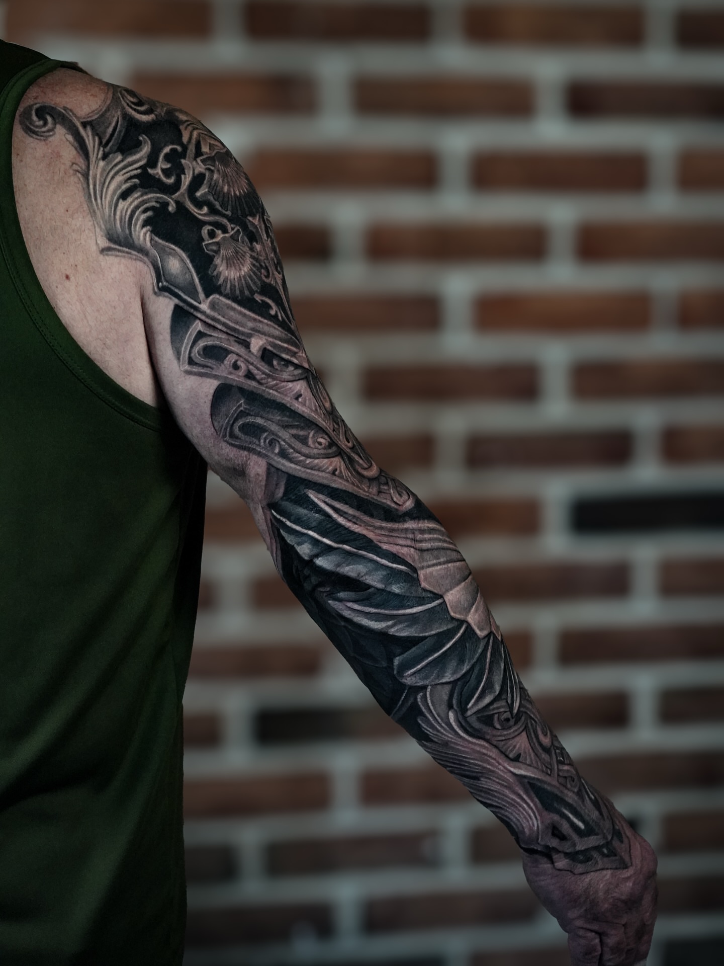 Tattoo by @sunseritattoo — black_and_grey, geometric