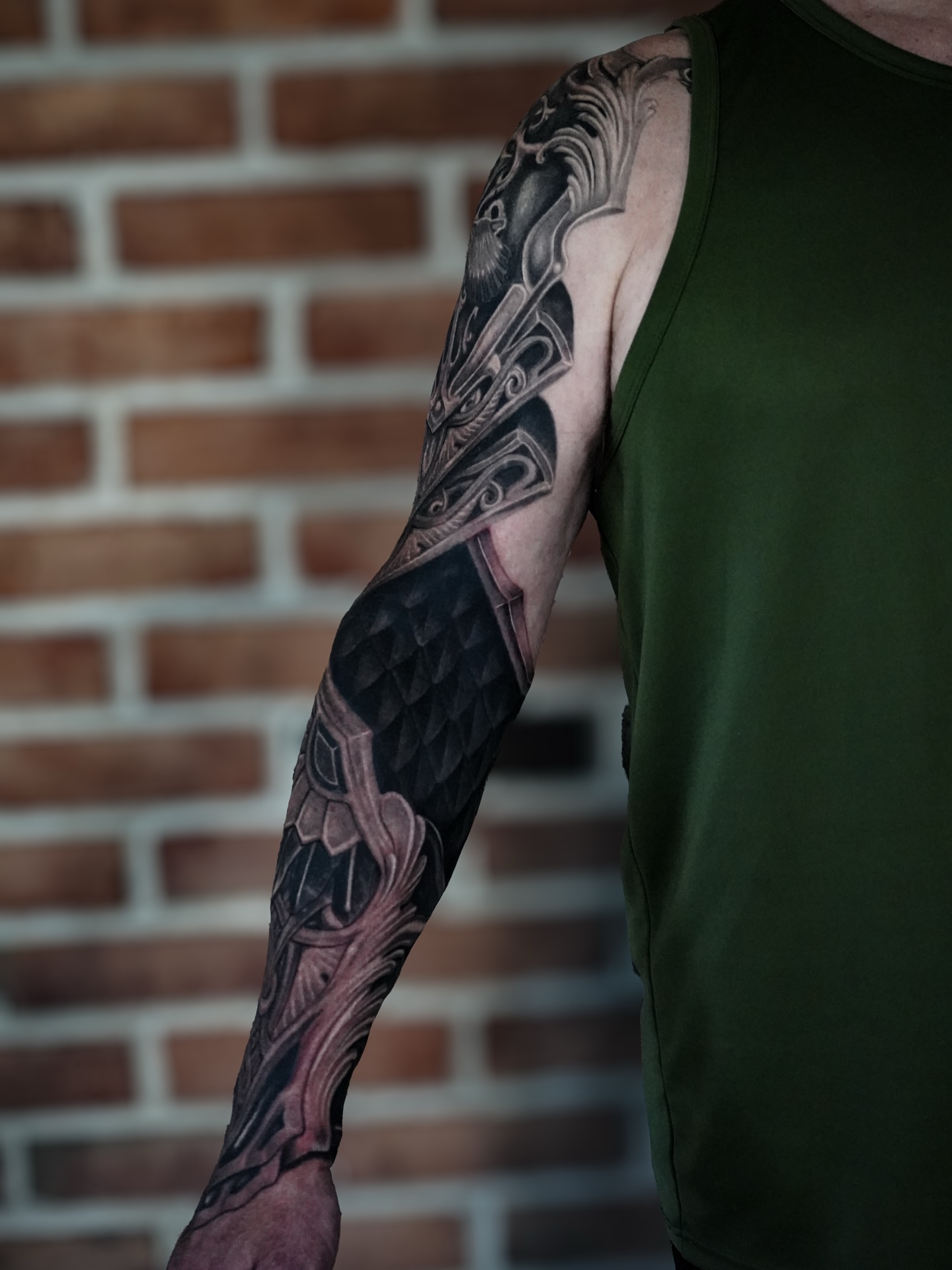 Tattoo by @sunseritattoo — geometric