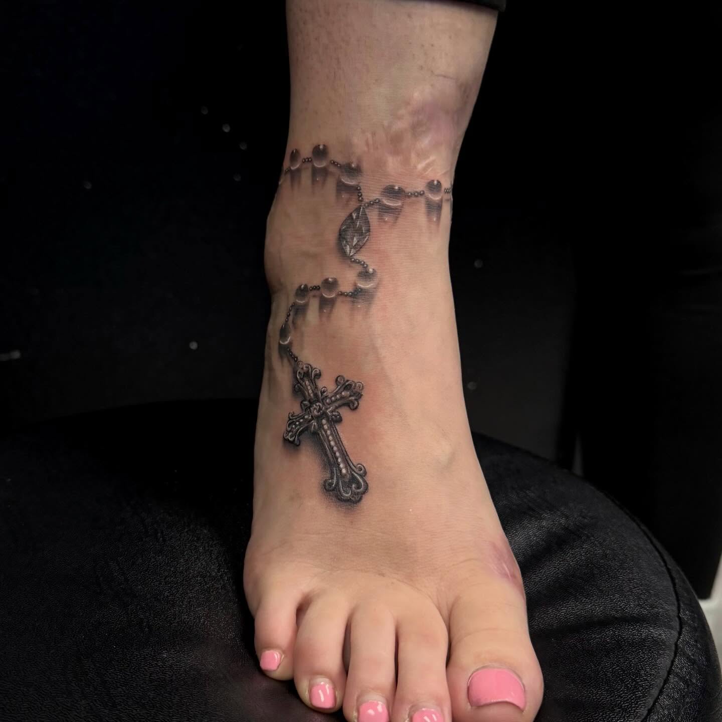 Tattoo by @fuxwithamber β realism, black_and_grey