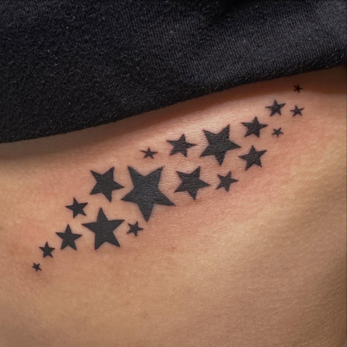 Tattoo by @madwashtattoos — black_and_grey
