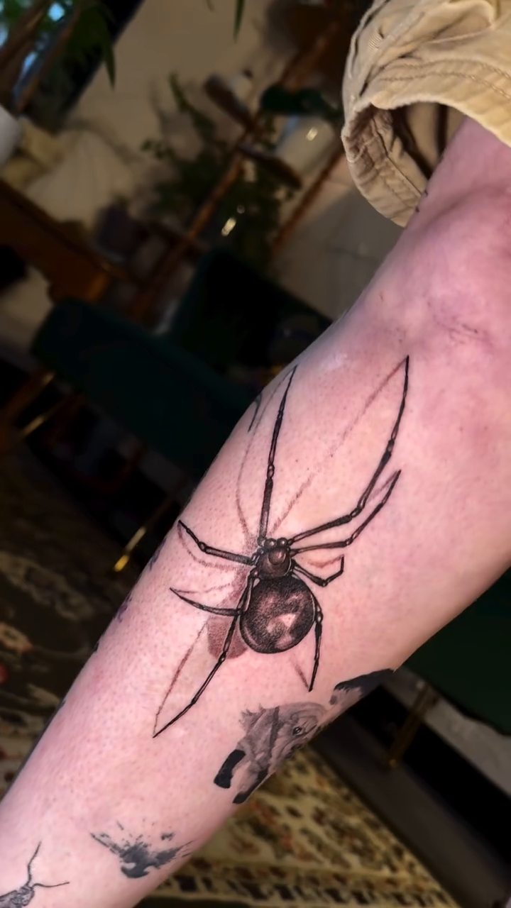 Tattoo by @emprintedd β realism, black_and_grey