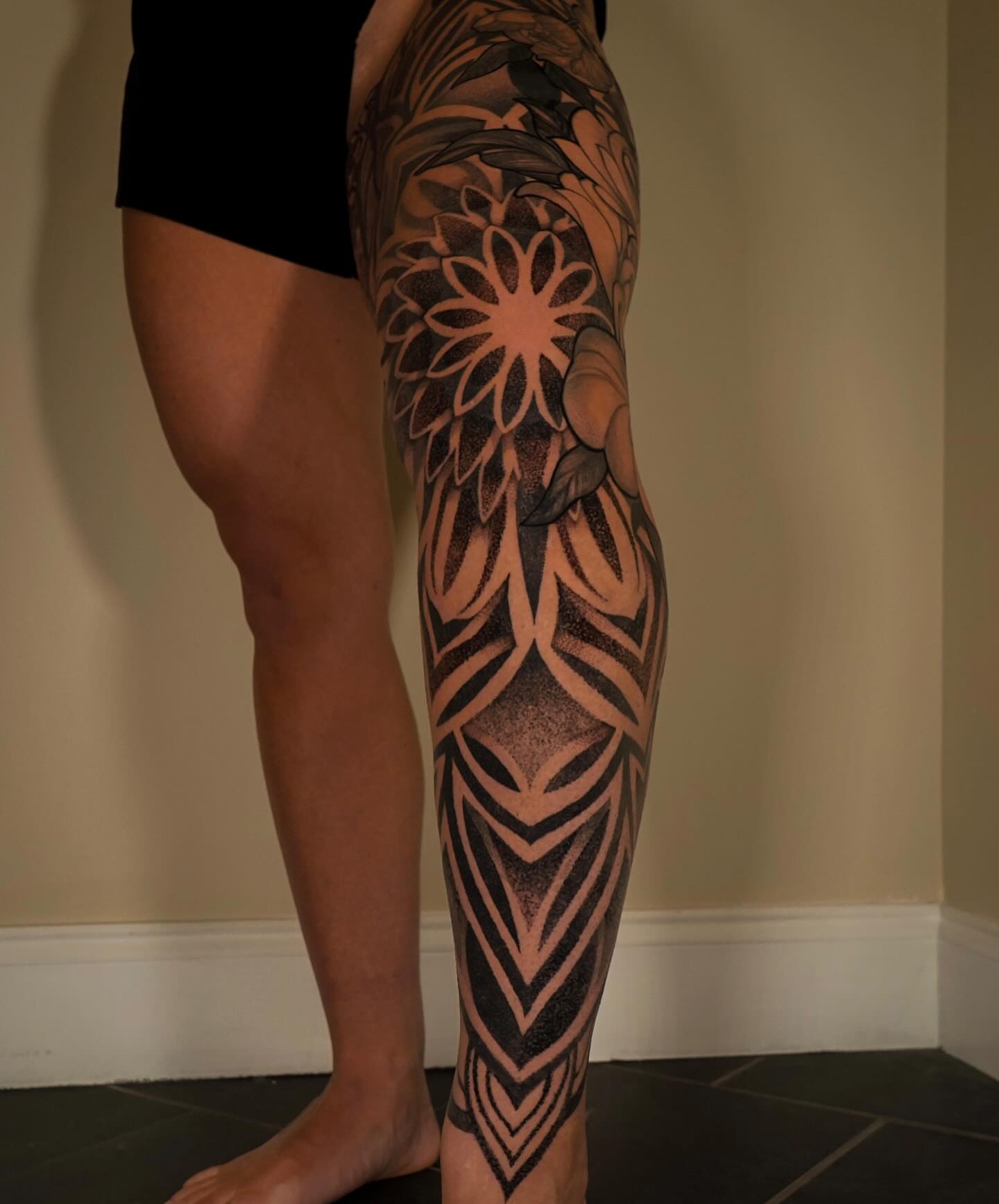 Geometric pattern geometric tattoo on the calf by Katherin Plaza