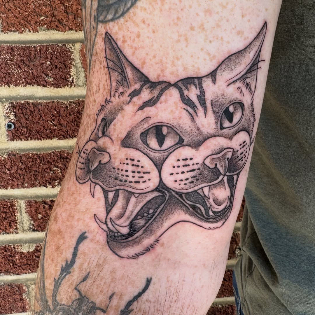 Tattoo by @smallpoke โ black_and_grey, neo_traditional