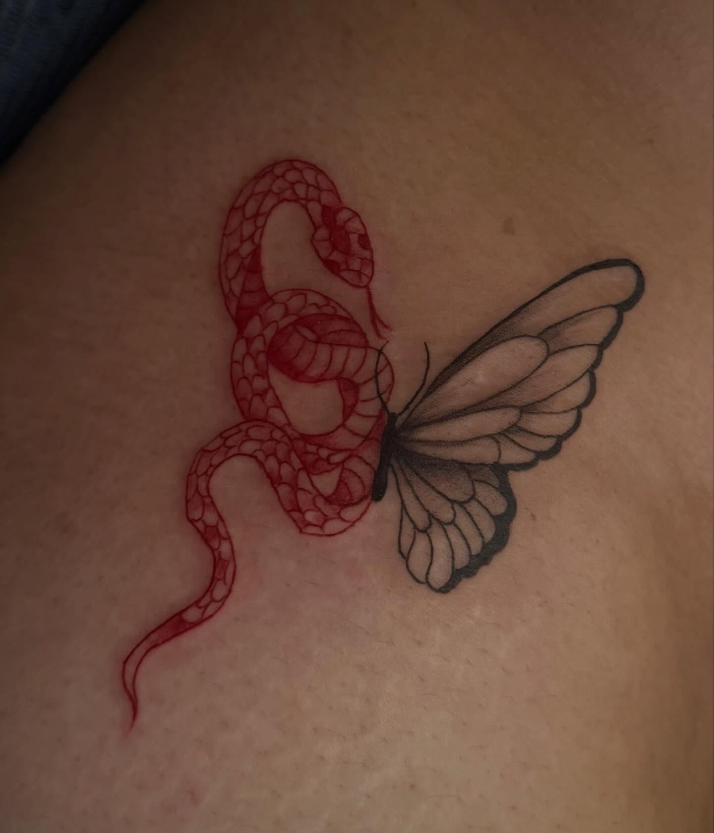 Tattoo by @rxbbbit โ black_and_grey