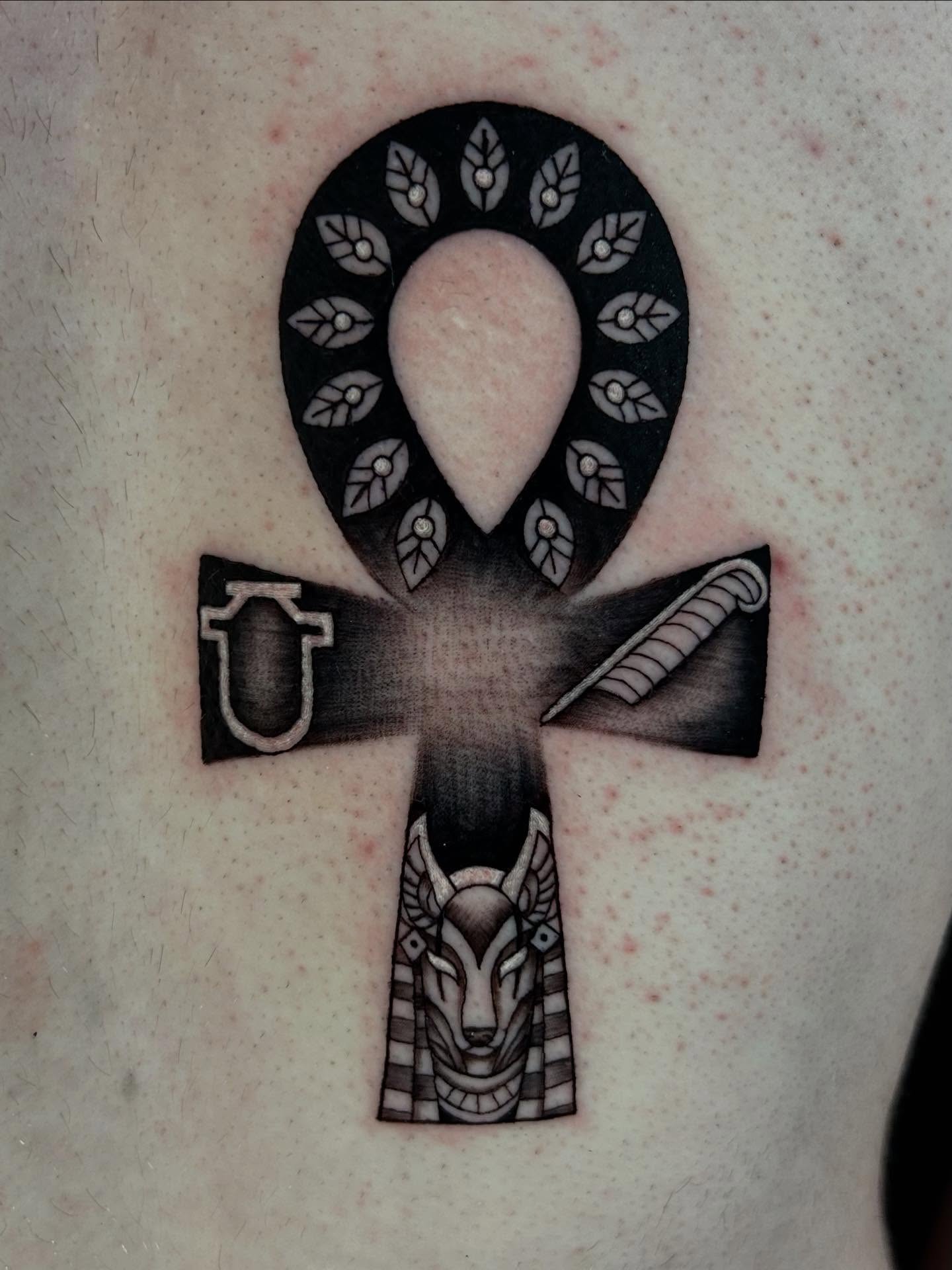 Tattoo by @maiapizarro_art — black_and_grey