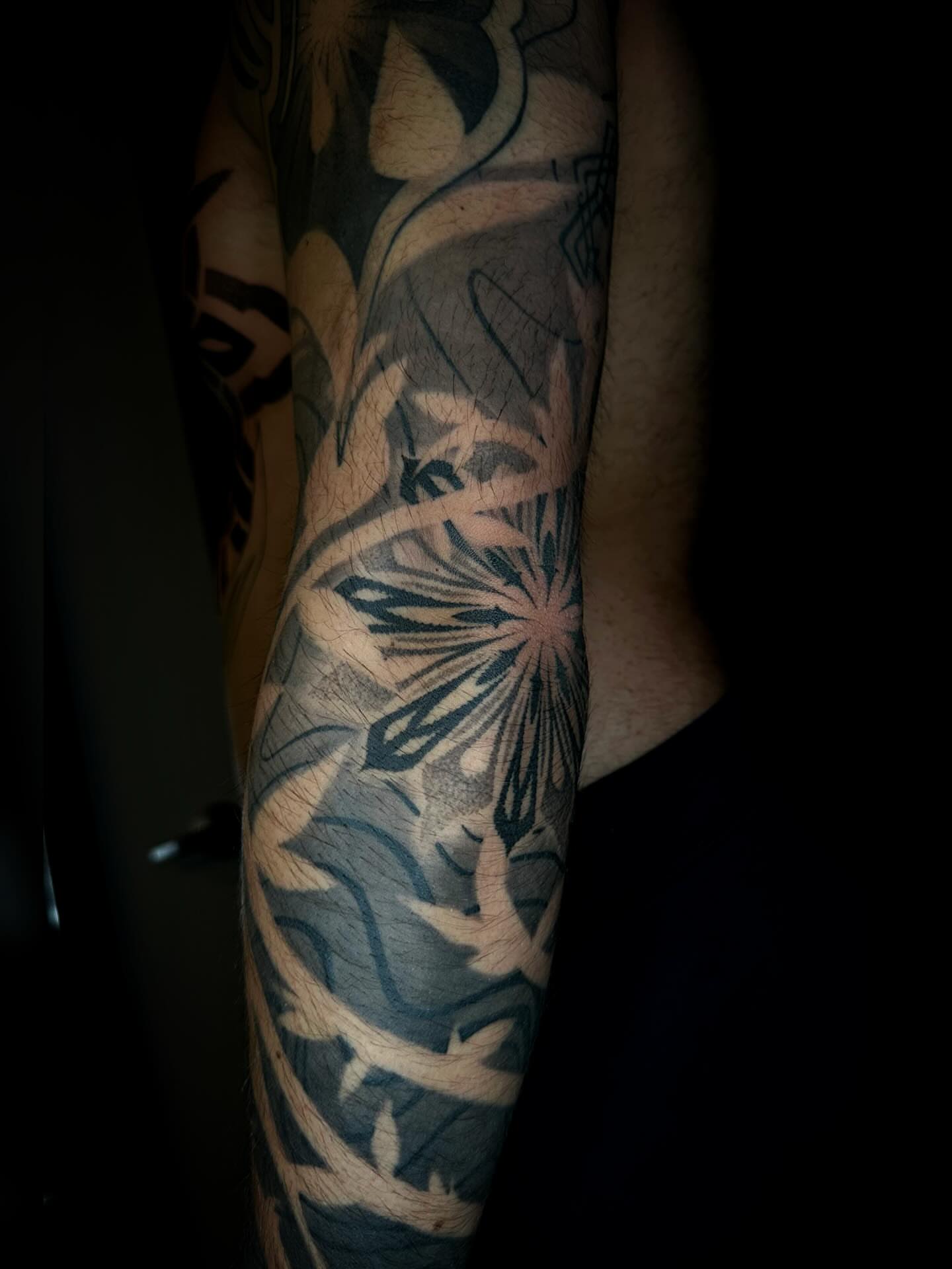 Tattoo by @wes_does_stuff — black_and_grey