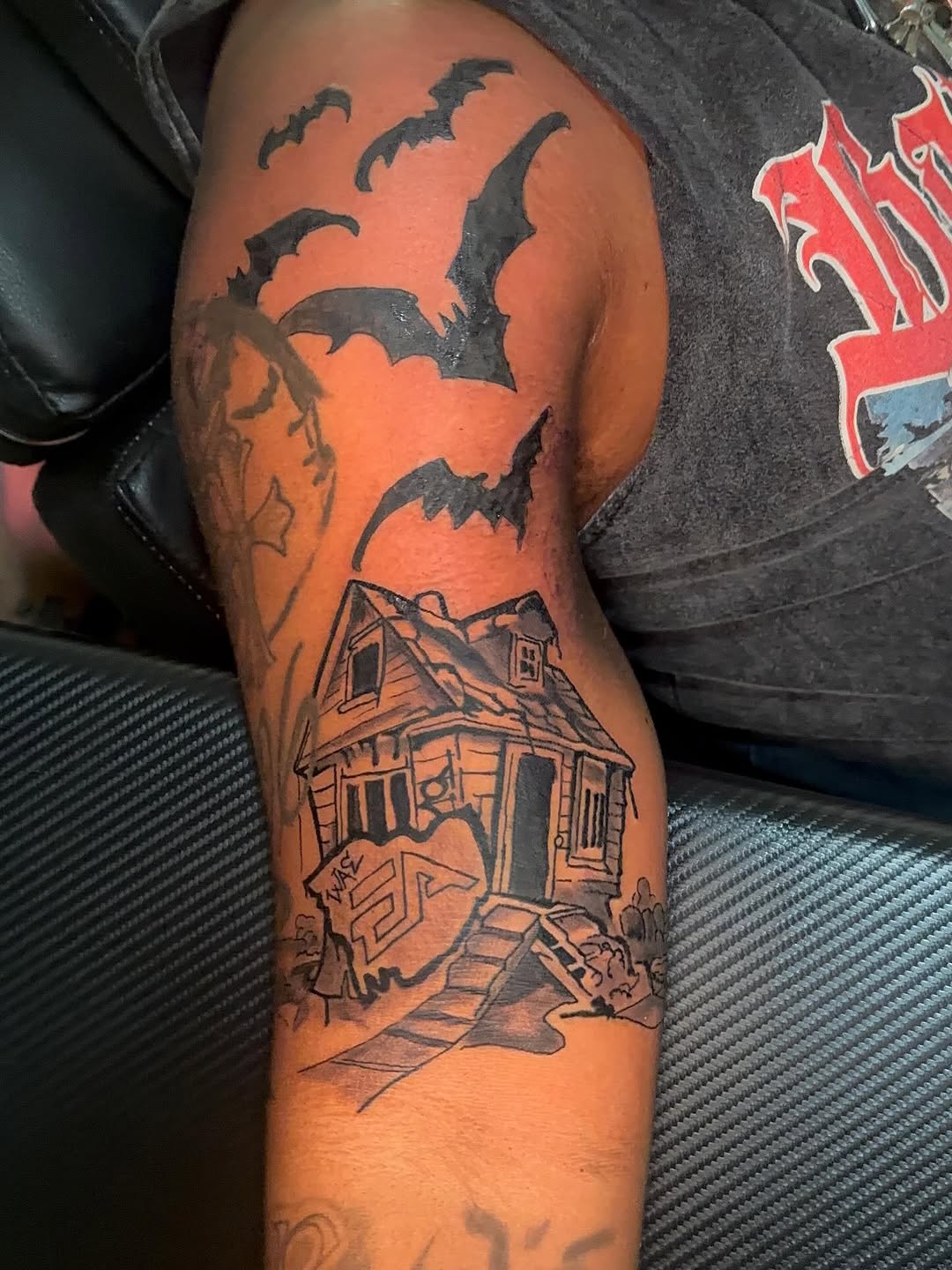 Tattoo by @tattooedbybacon — illustrative, black_and_grey