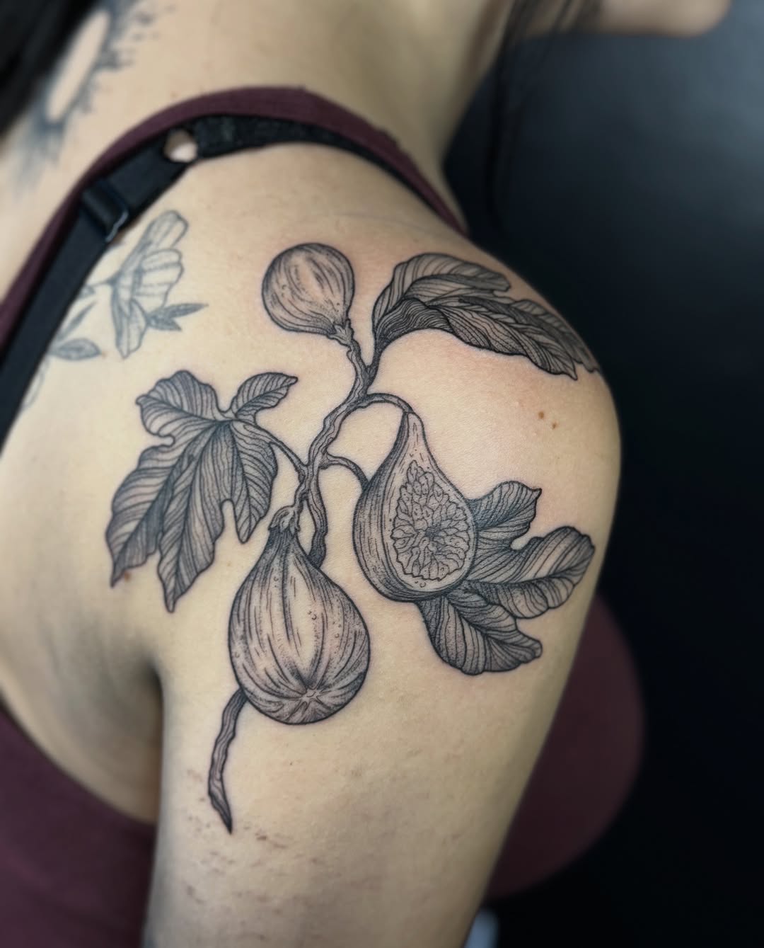Tattoo by @smallpoke โ black_and_grey, realism