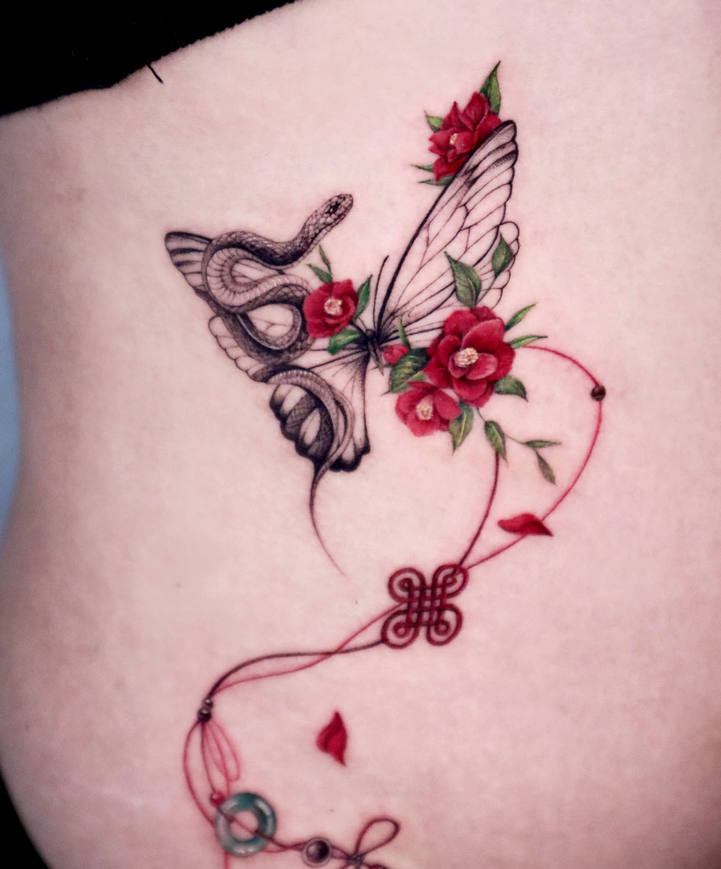 Tattoo by @miiu_tattoo — new_school, ornamental