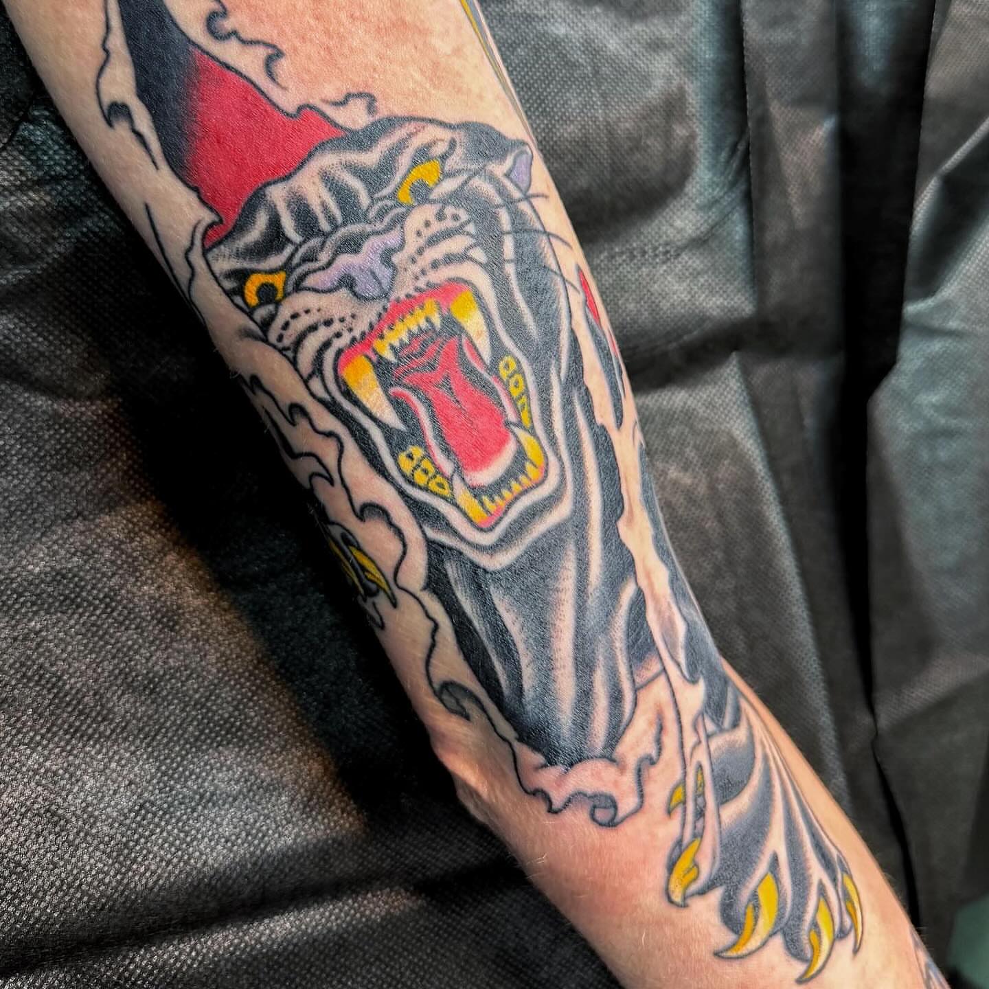 Tattoo by @mollygotlib — american_traditional