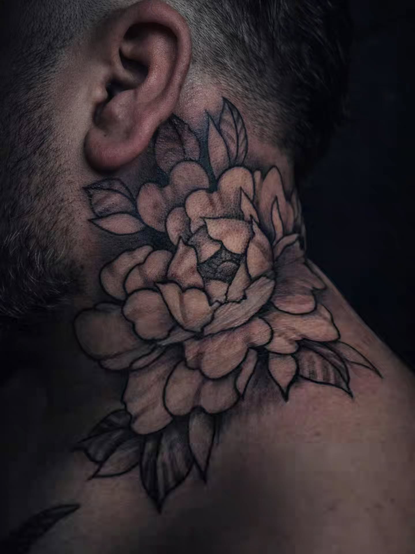 Tattoo by @tatsbyjesse — black_and_grey