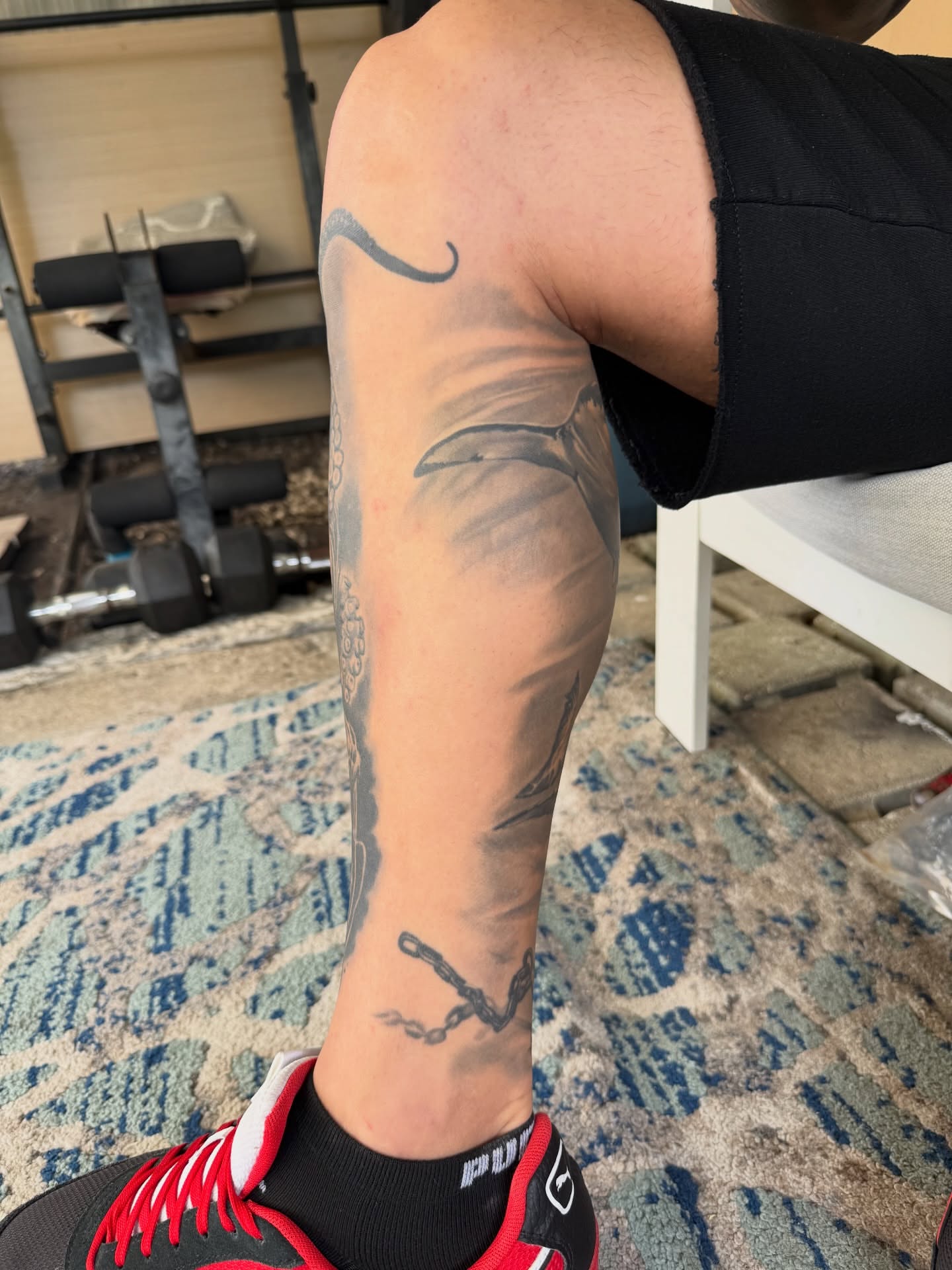 Anchor chain black and grey tattoo on the forearm by Yanko Reyes