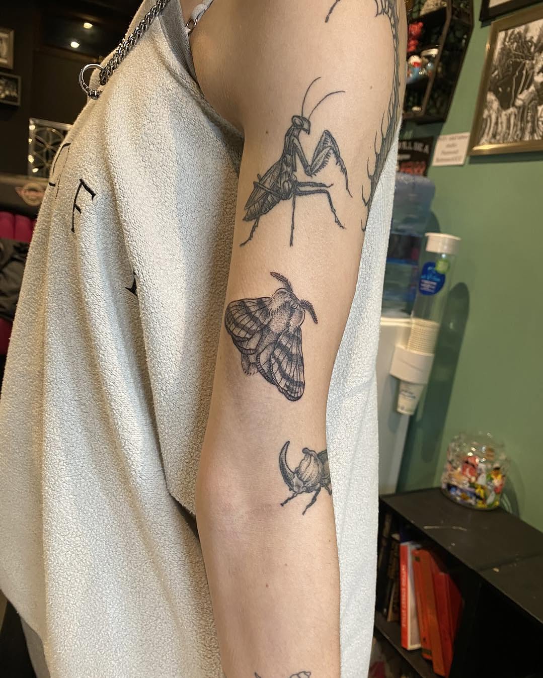Tattoo by @carafrankenstein — black_and_grey