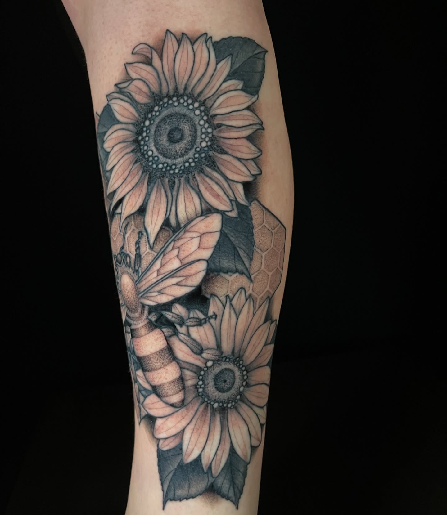 Tattoo by @etzeltattoo — realism, dotwork