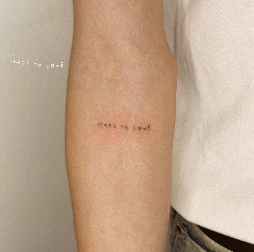 Tattoo by @yuli_tattoos β lettering_script, fine_line