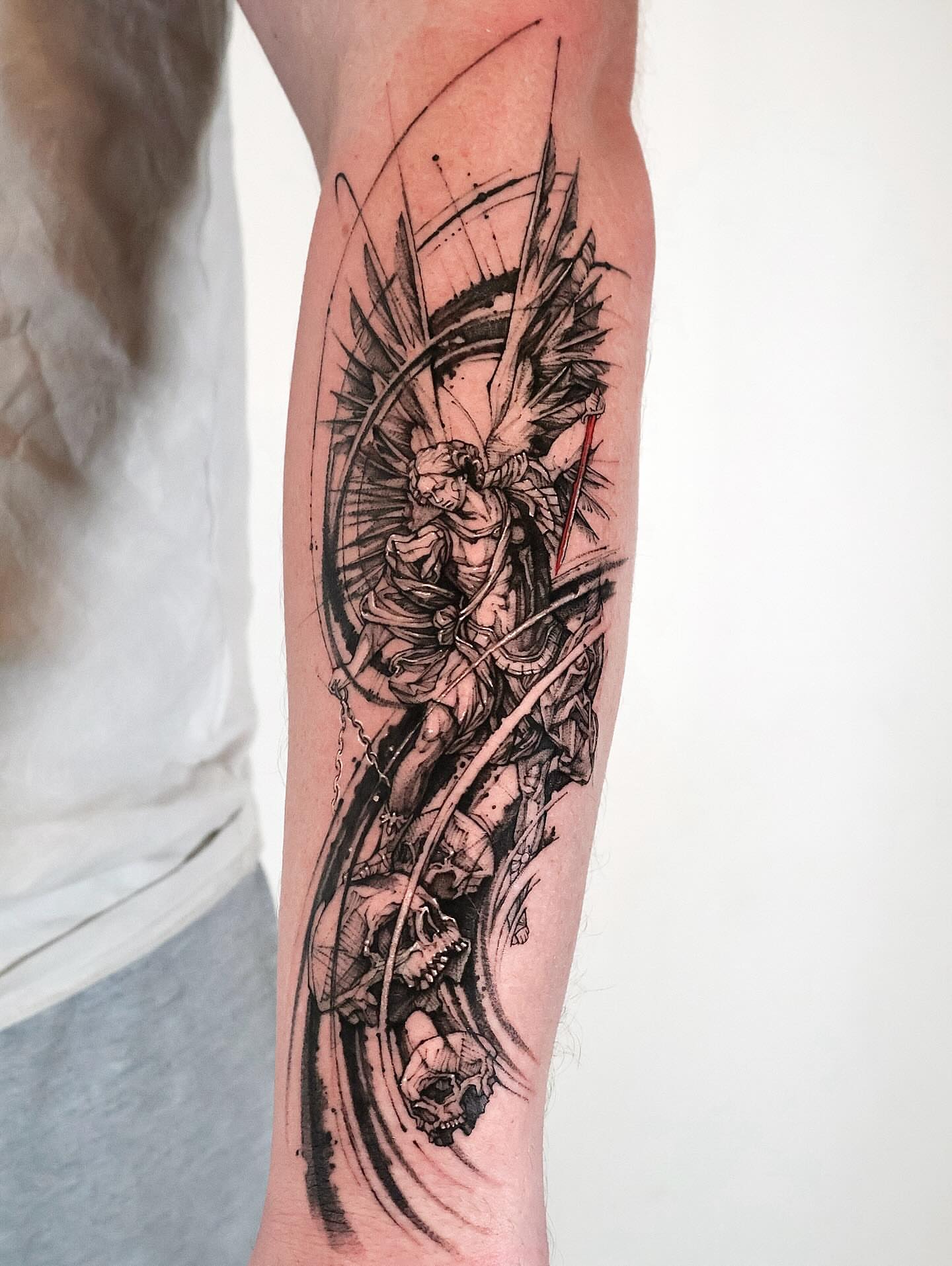 Tattoo by @tadi_tattoo — black_and_grey, geometric