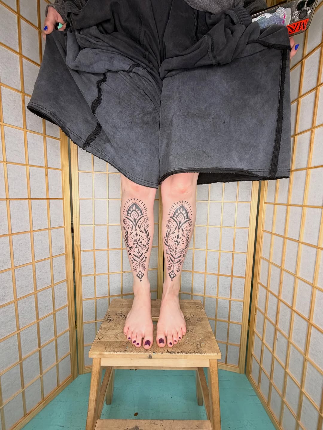 Ornamental patterns on legs ornamental tattoo on the calf by 𝔖𝔩𝔢𝔫𝔡𝔶 𝔇𝔢𝔩𝔤𝔞𝔡𝔬 𝔖𝔬𝔱𝔬