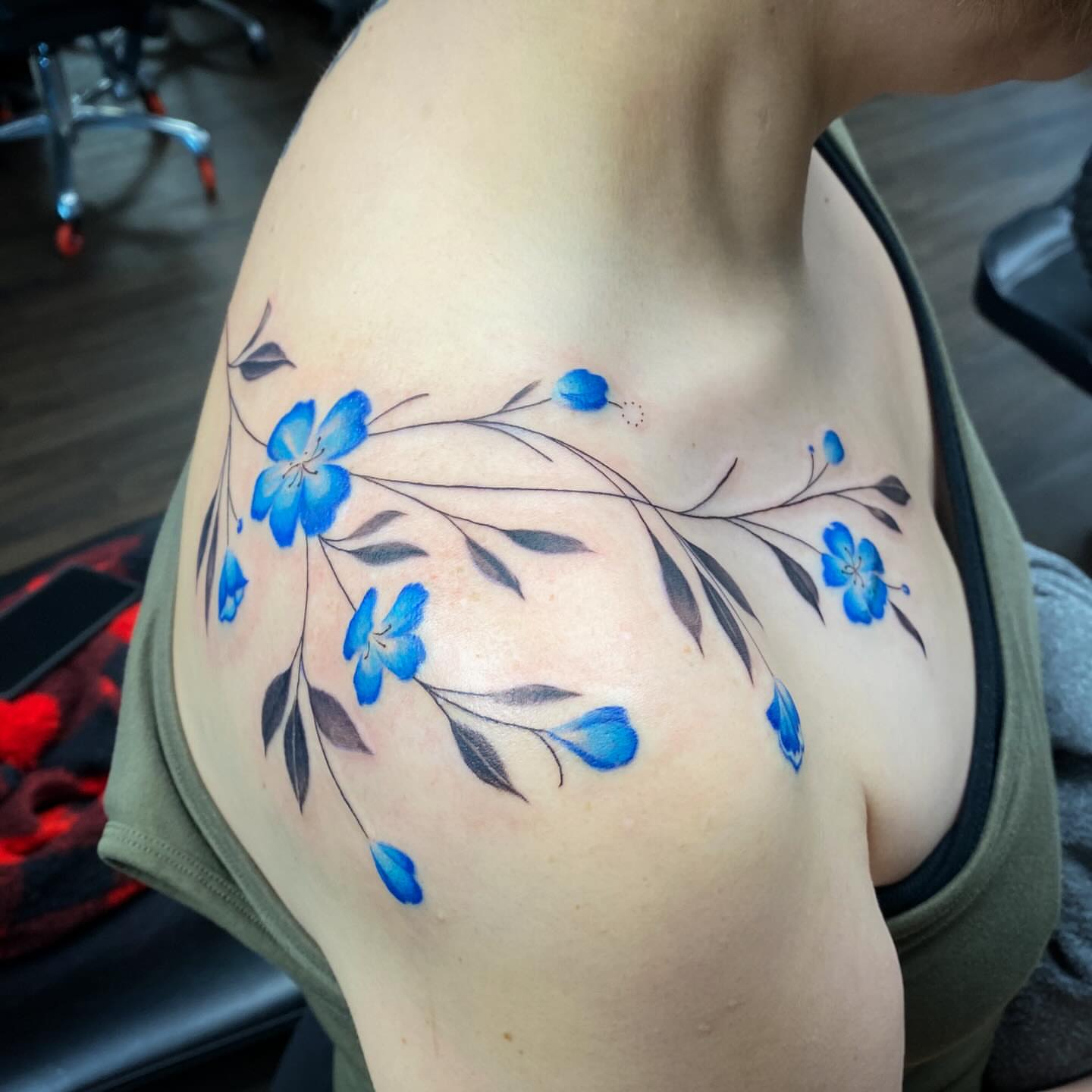 Tattoo by @tatcaviar — dotwork