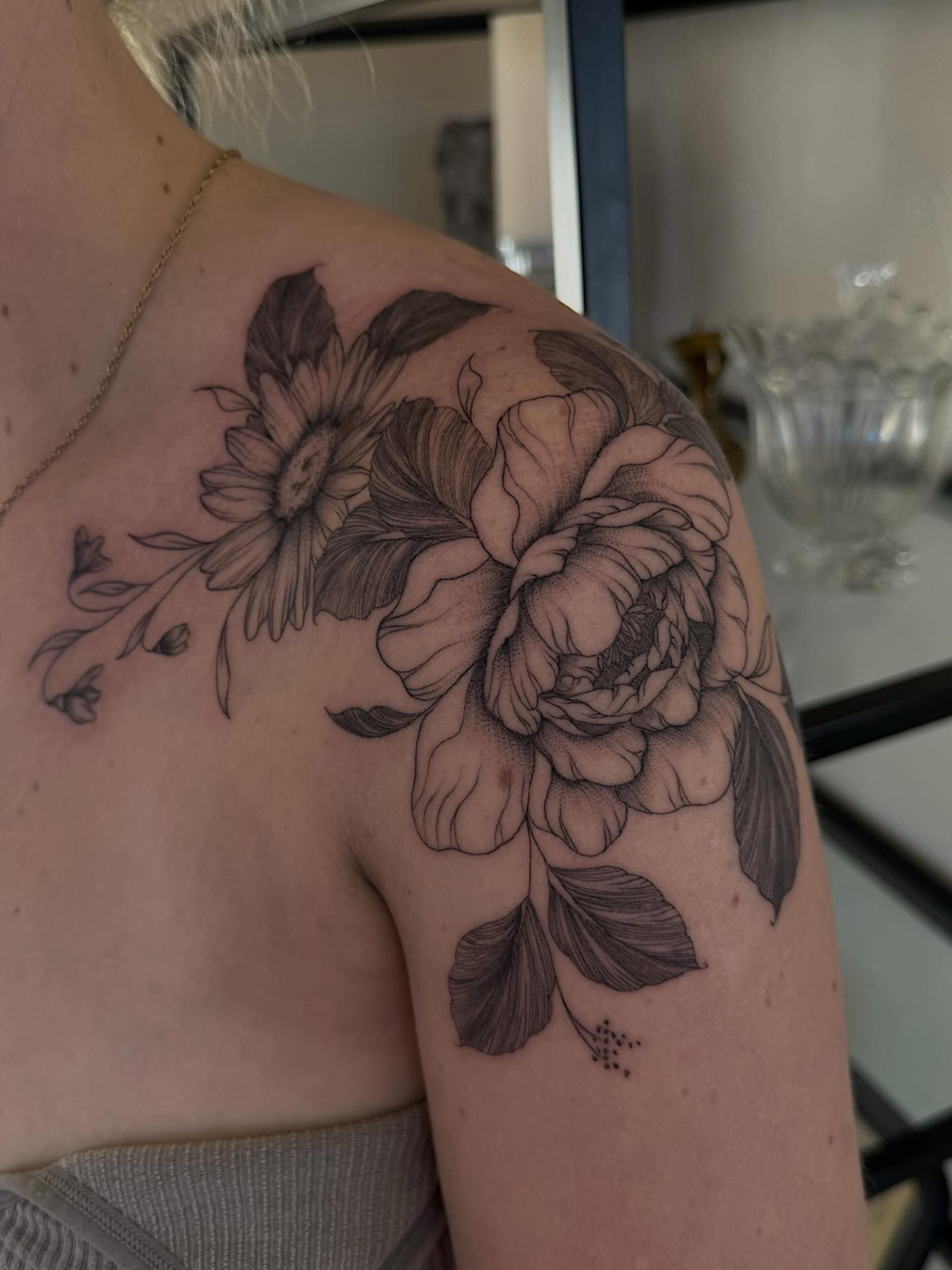 Flower bouquet realism tattoo on the shoulder by Shelby Lynn Bayles, Ogden, Utah
