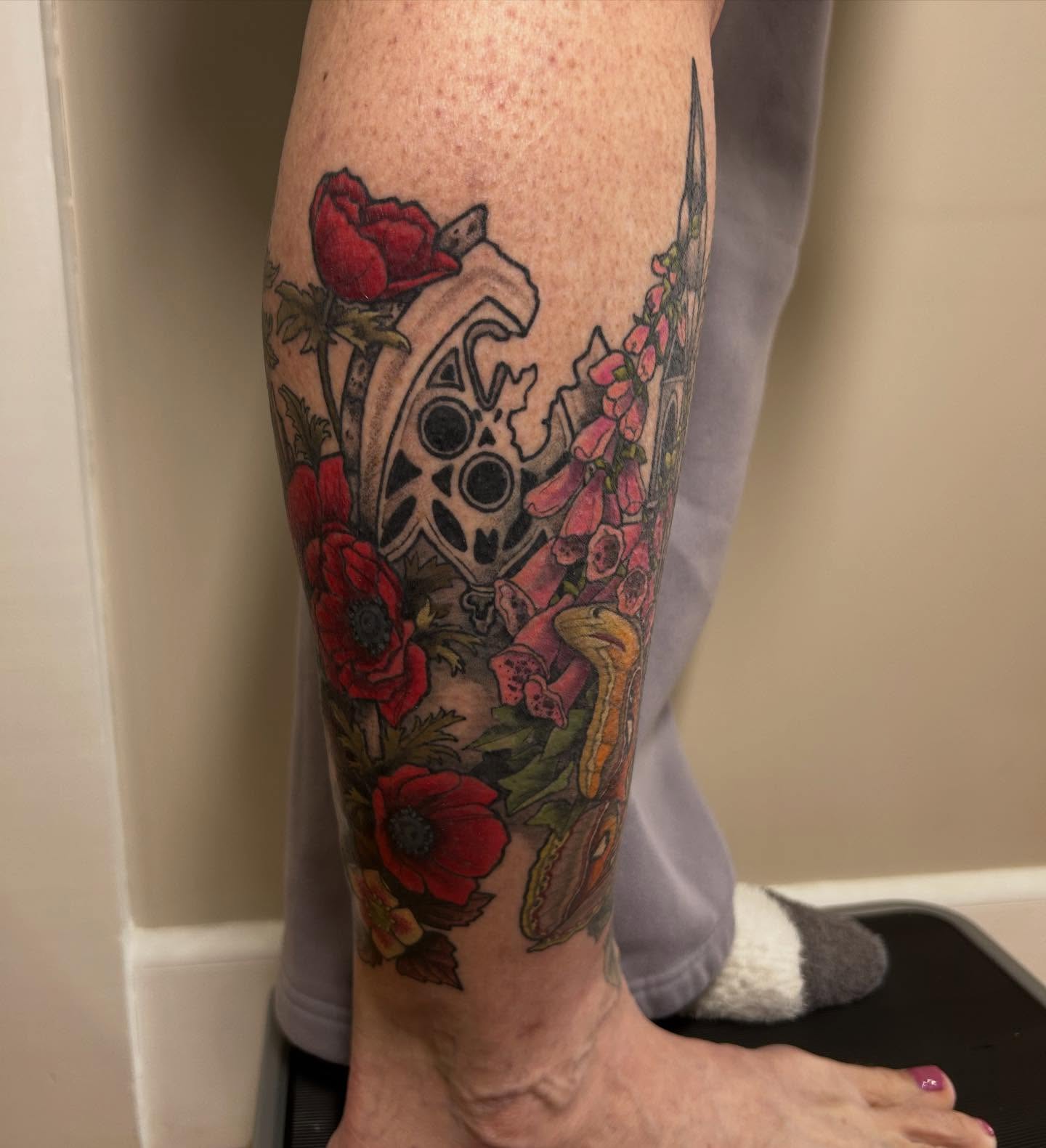 Tattoo by @hayleysavage_tattoo โ neo_traditional, realism