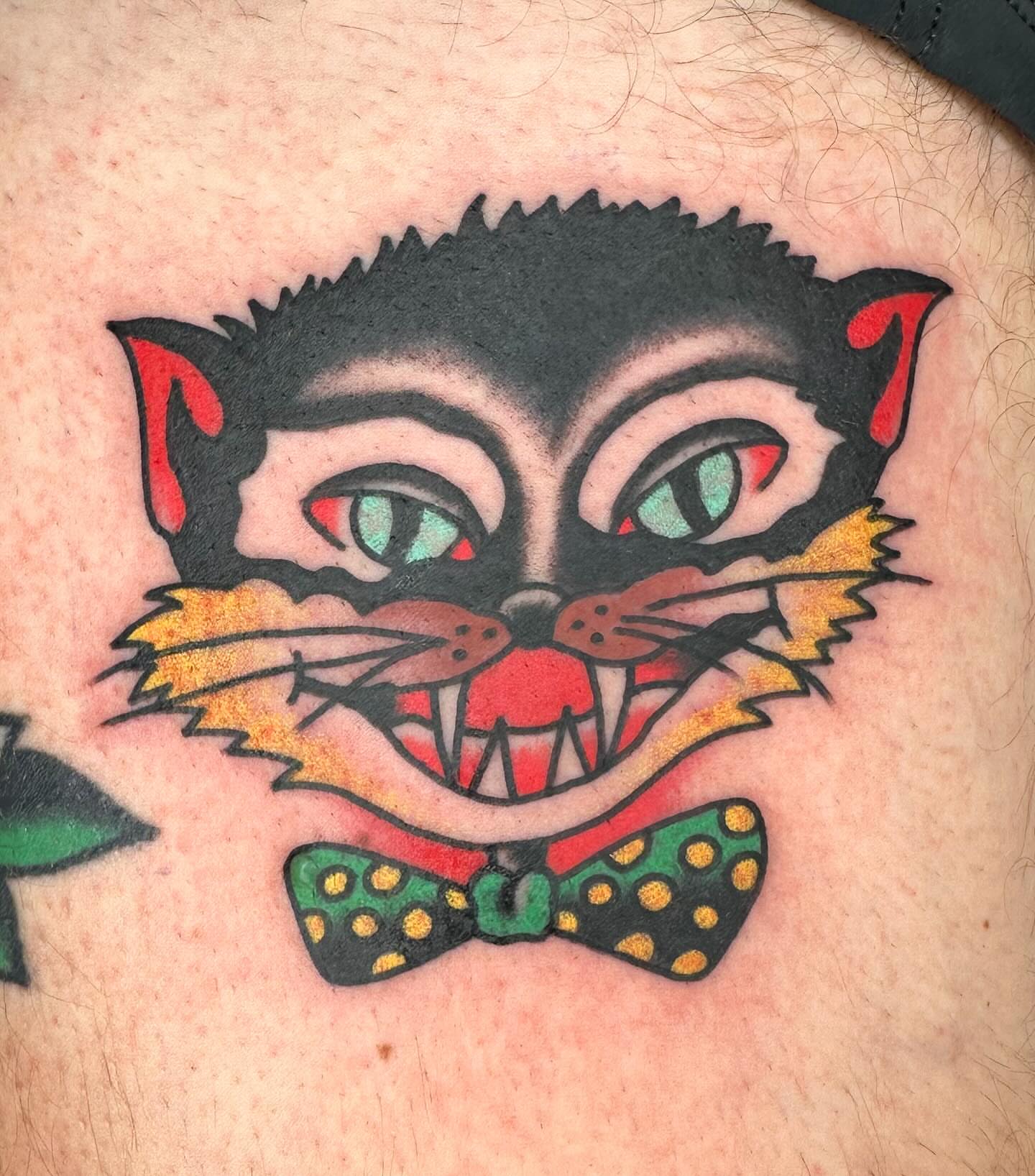 Tattoo by @daviddevaney_ — american_traditional