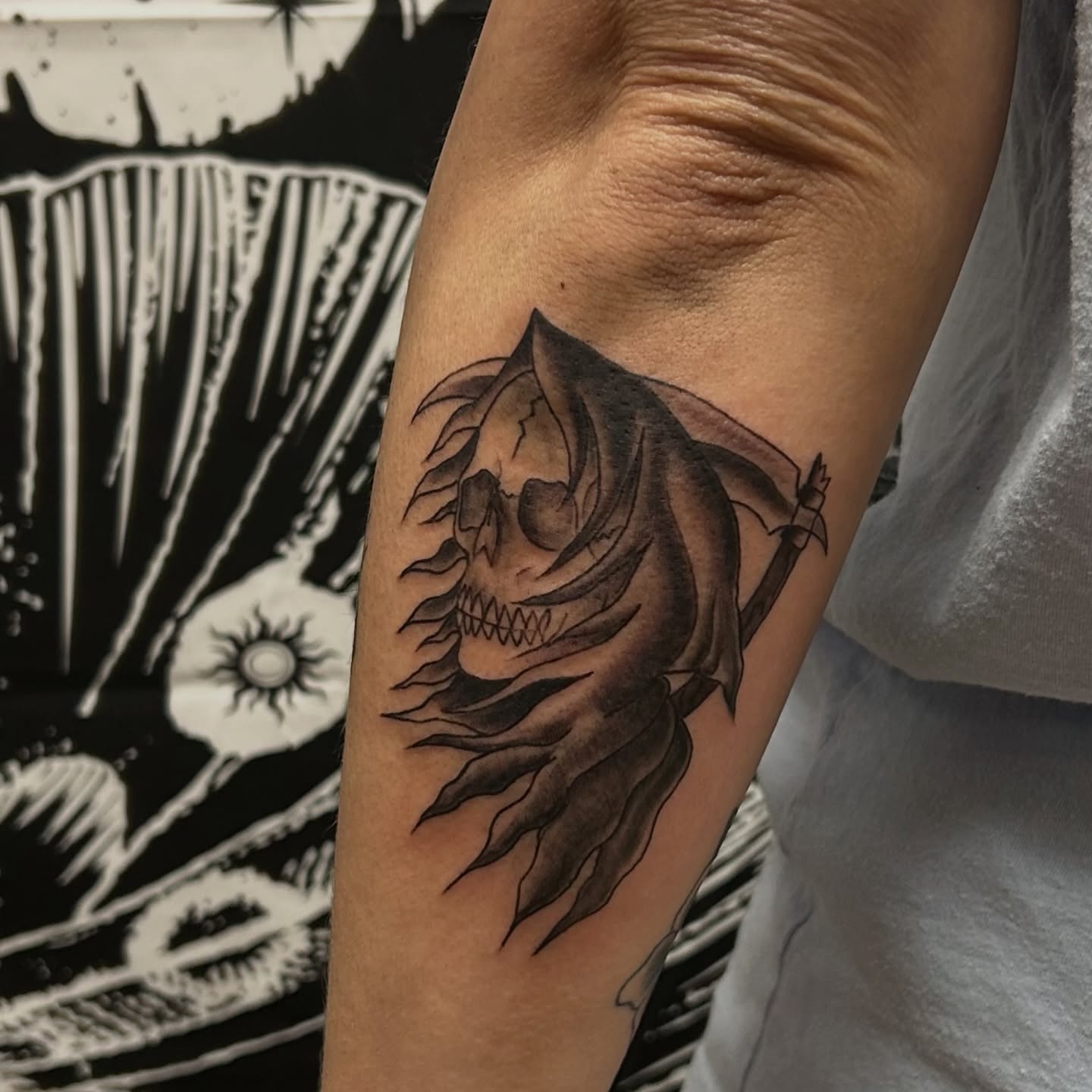 Tattoo by @jessicag_tattoos β black_and_grey, dark_realism