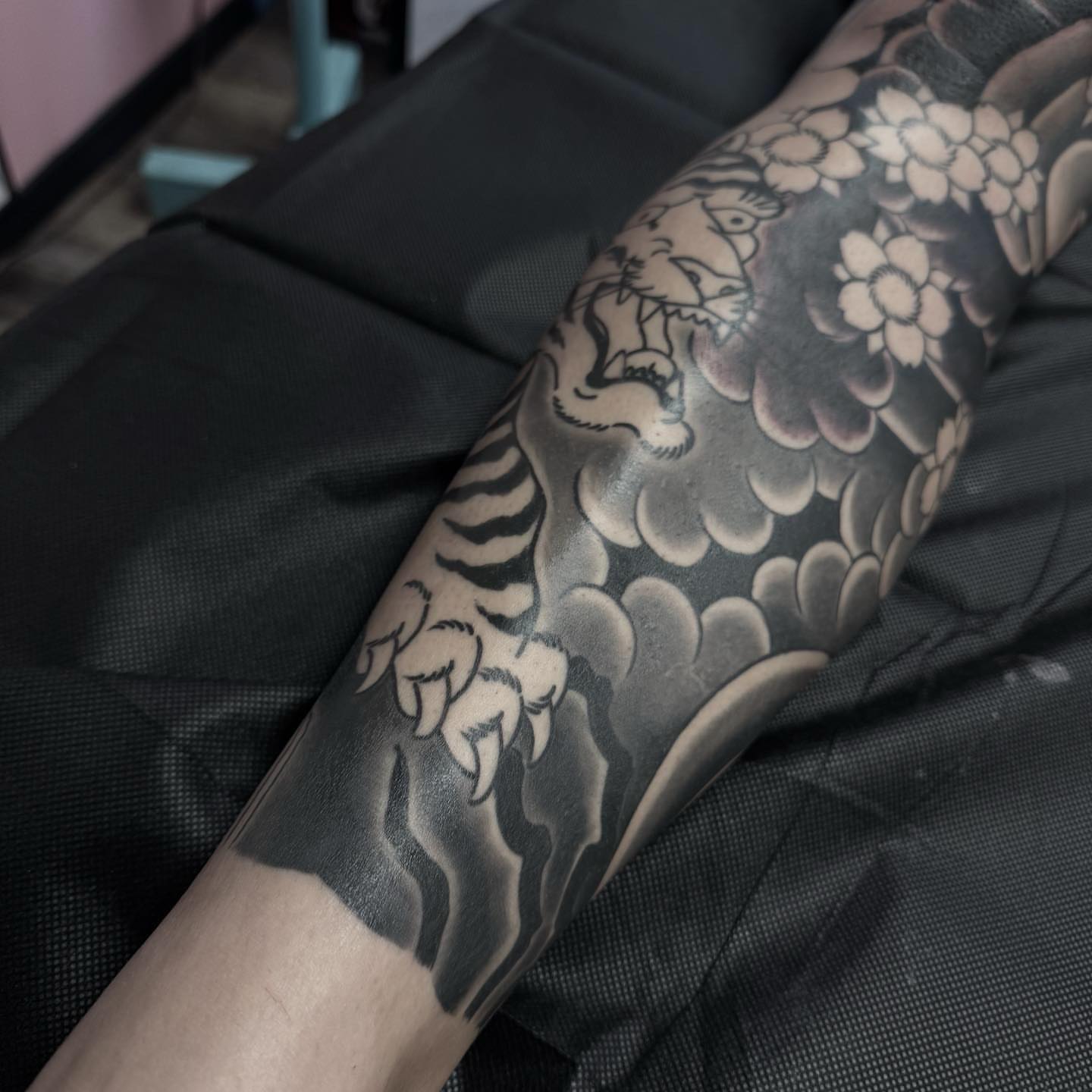 Tattoo by @xlandonx — black_and_grey
