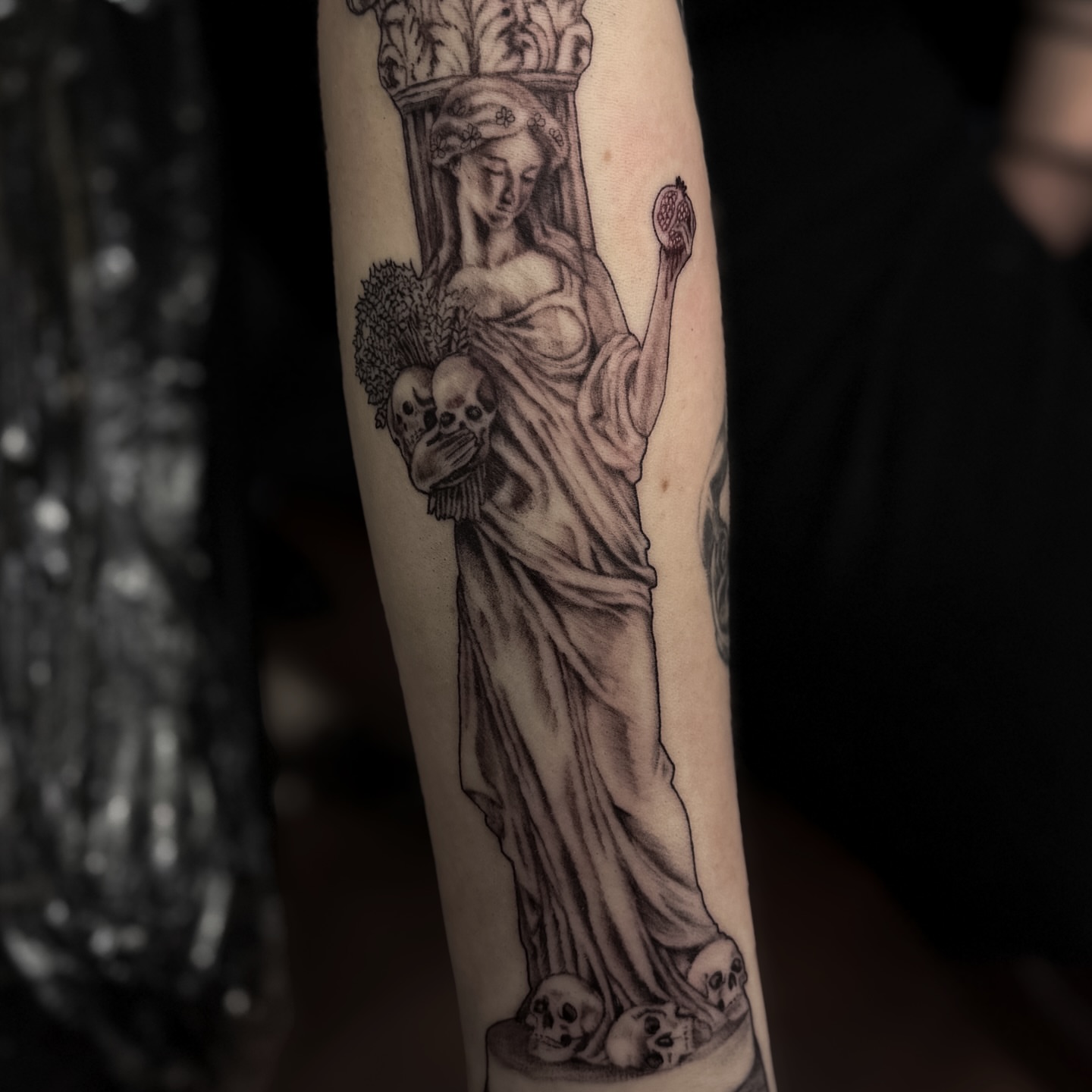 Tattoo by @saigeartwork — black_and_grey