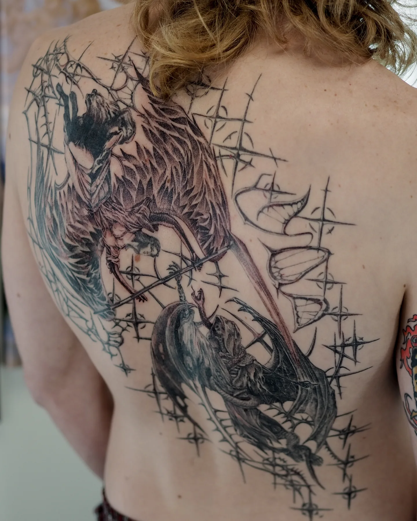 Dragon and thorns realism tattoo on the back by MK