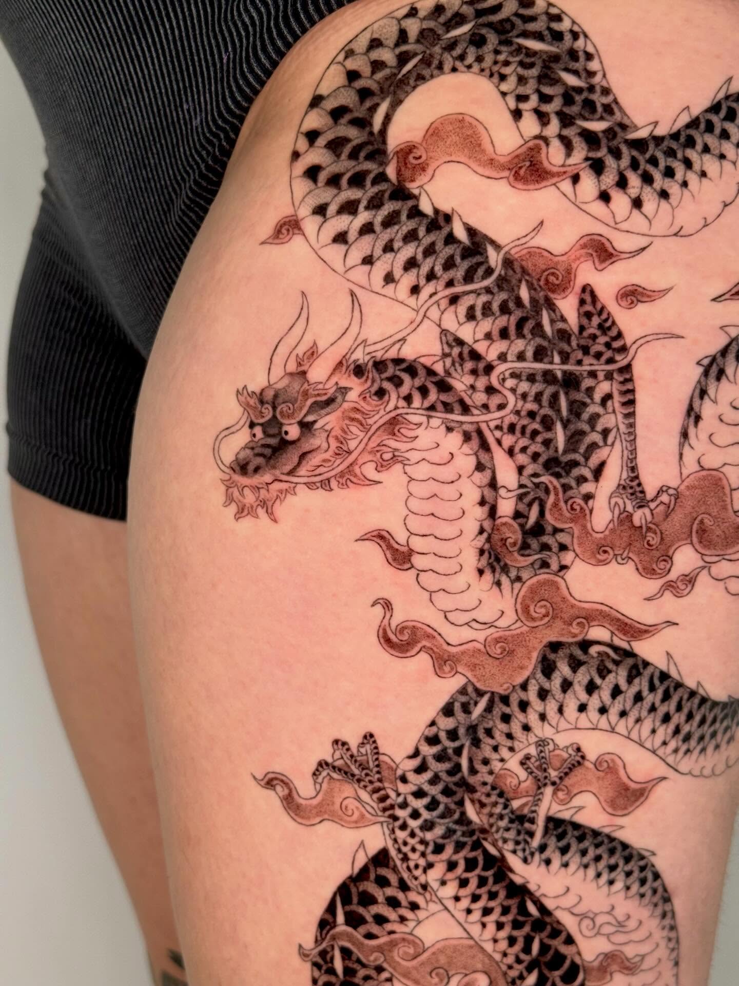 Dragon japanese irezumi tattoo on the thigh by Andrew Flatts